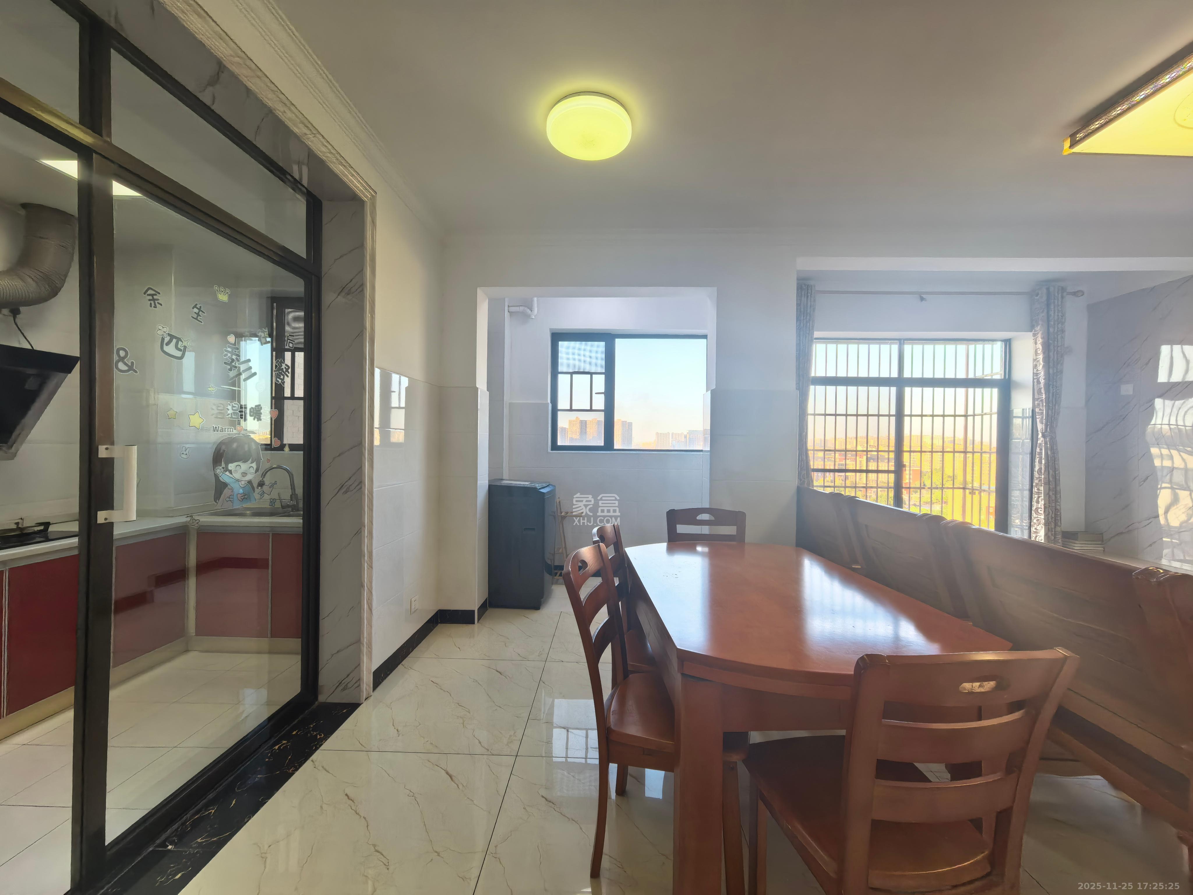 东岸梅园小区 2室2厅1卫 1800.0元/月 东岸梅园小区 2室2厅1卫 1800.0元/月室内图