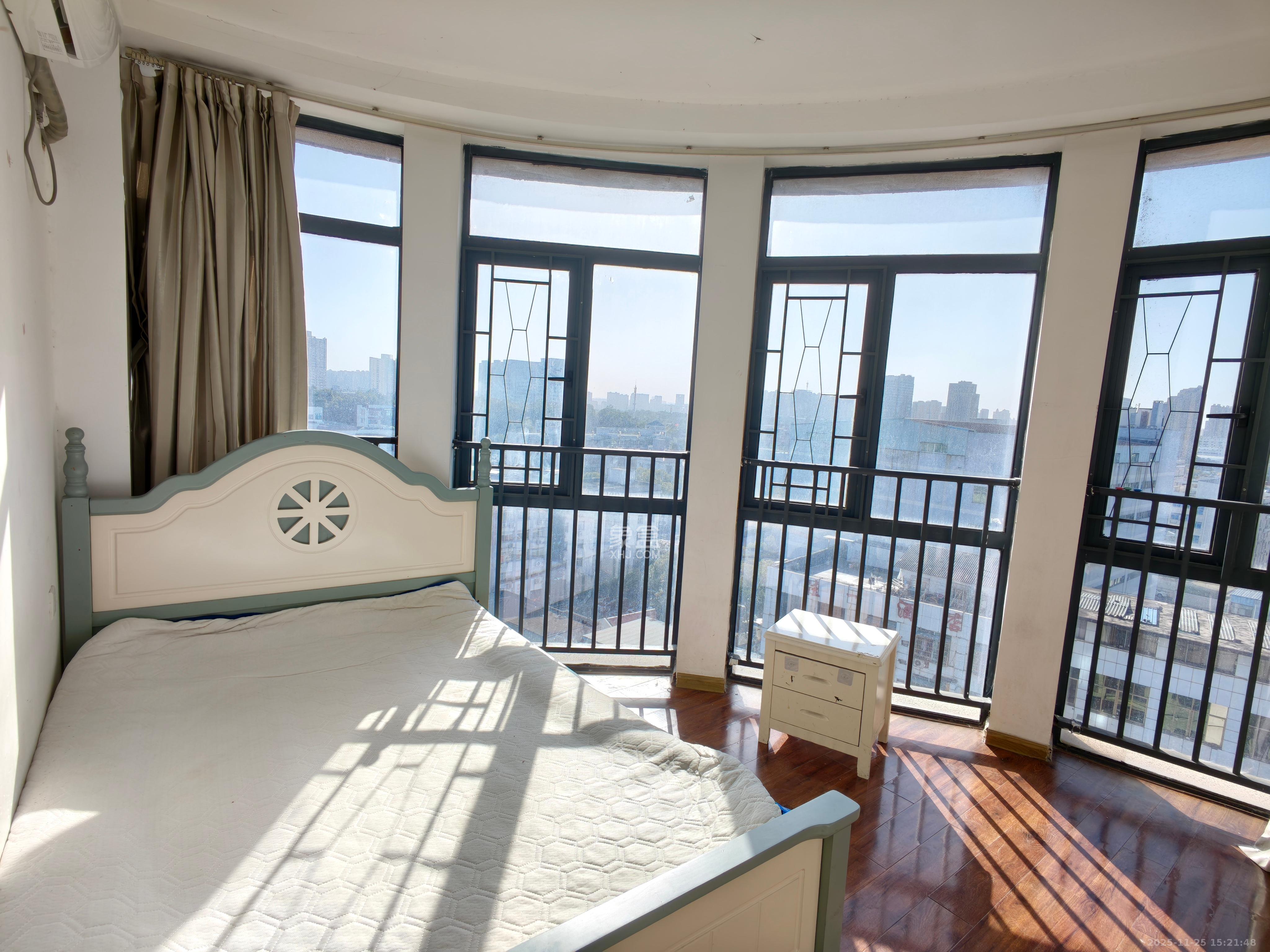 兆坤星悦荟  1室1厅1卫    1500.0元/月室内图