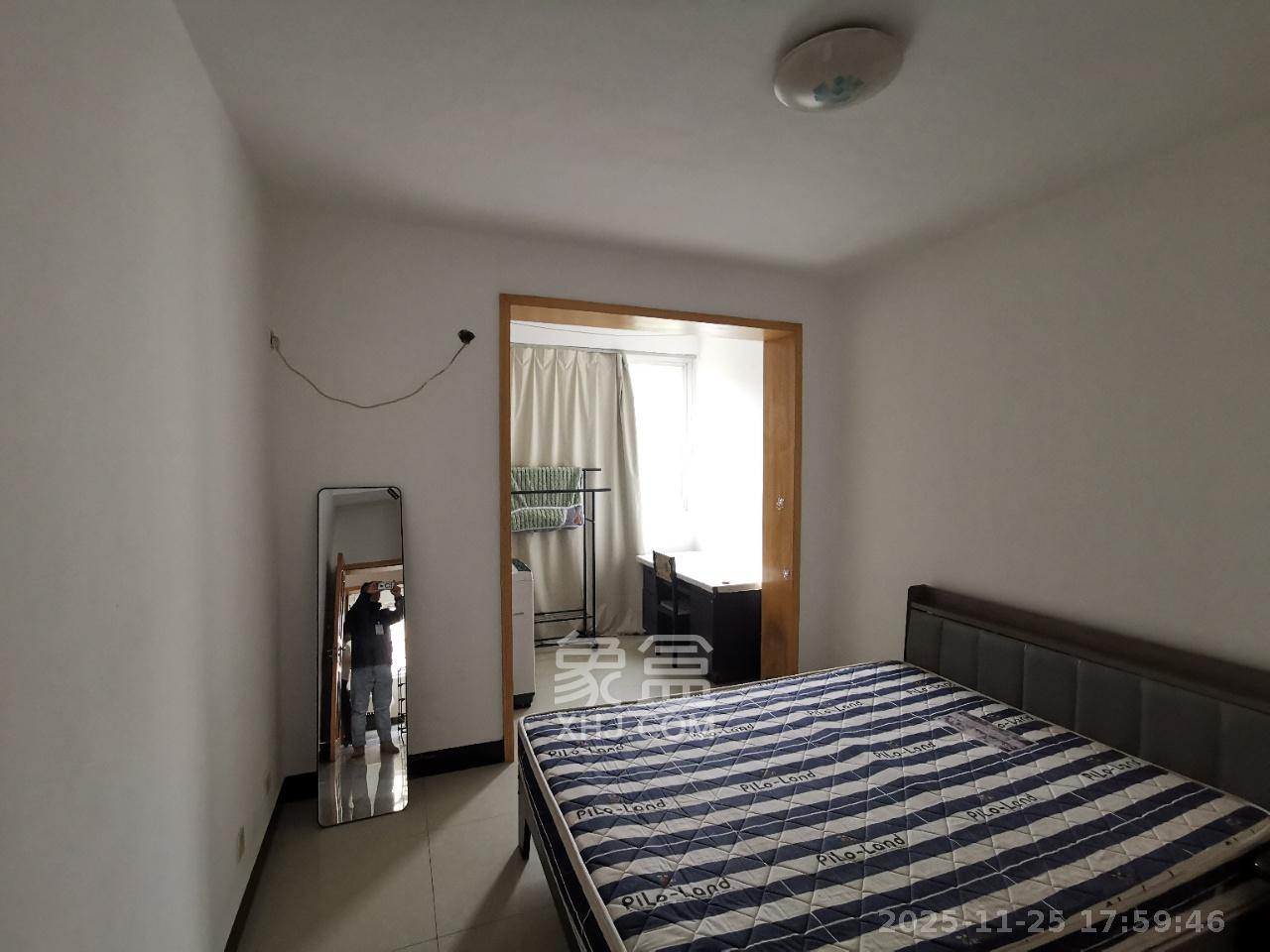 鄱阳小区 2室2厅1卫 1300.0元/月 鄱阳小区 2室2厅1卫 1300.0元/月室内图