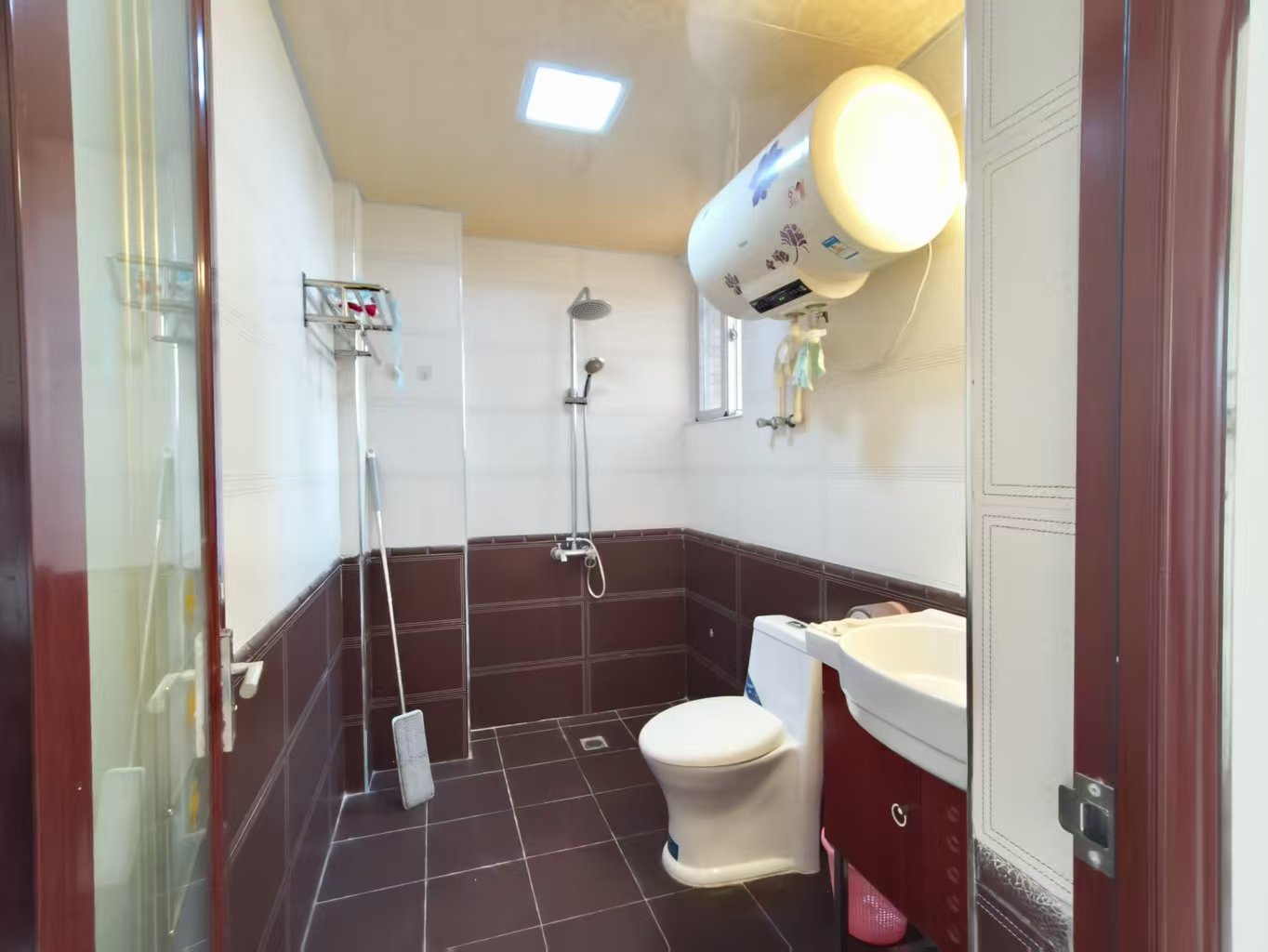 宝源花园 3室2厅1卫 126.0万 宝源花园 3室2厅1卫 126.0万室内图