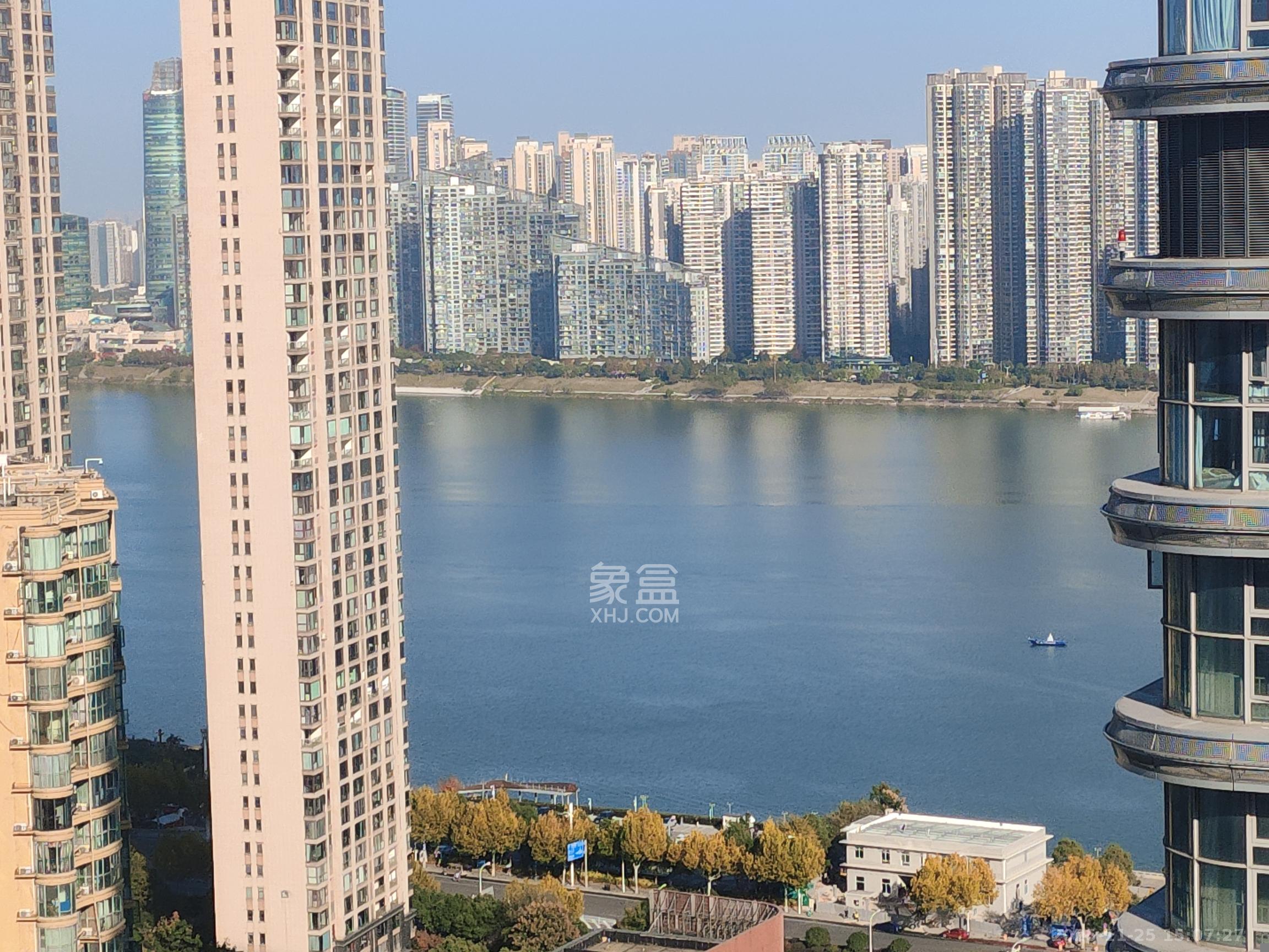 保利天禧EF区 1室1厅1卫 1980.0元/月 保利天禧EF区 1室1厅1卫 1980.0元/月室内图