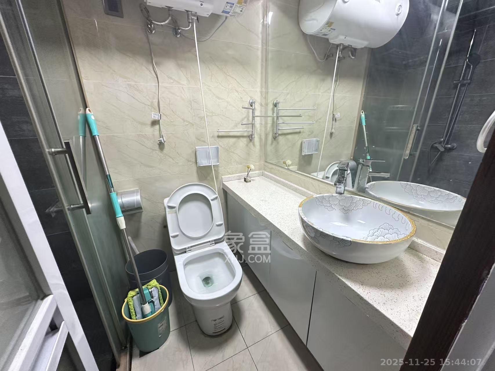 保利国际广场  1室1厅1卫    1800.0元/月室内图