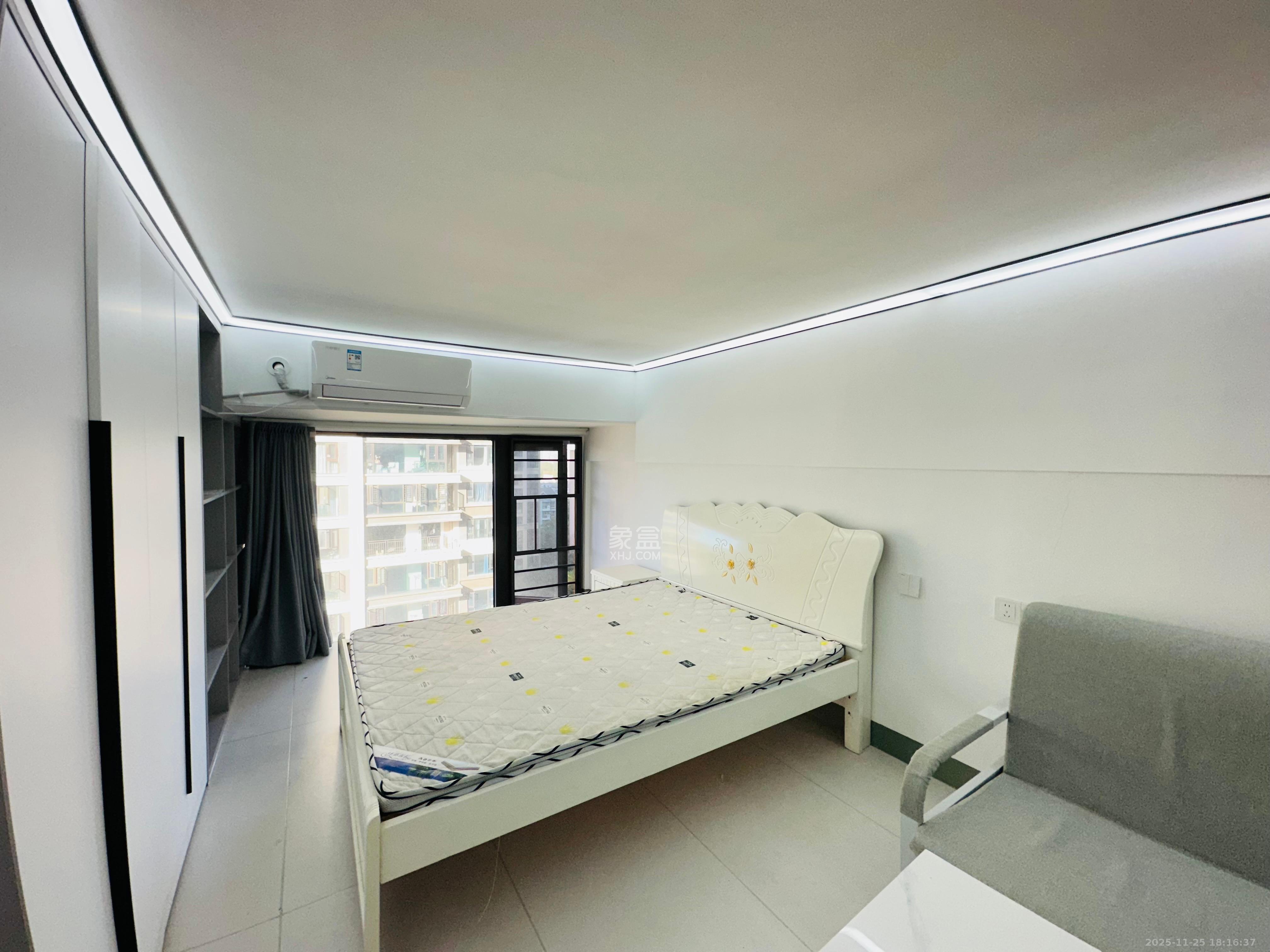 金茂建发泊悦  1室1厅1卫    1350.0元/月