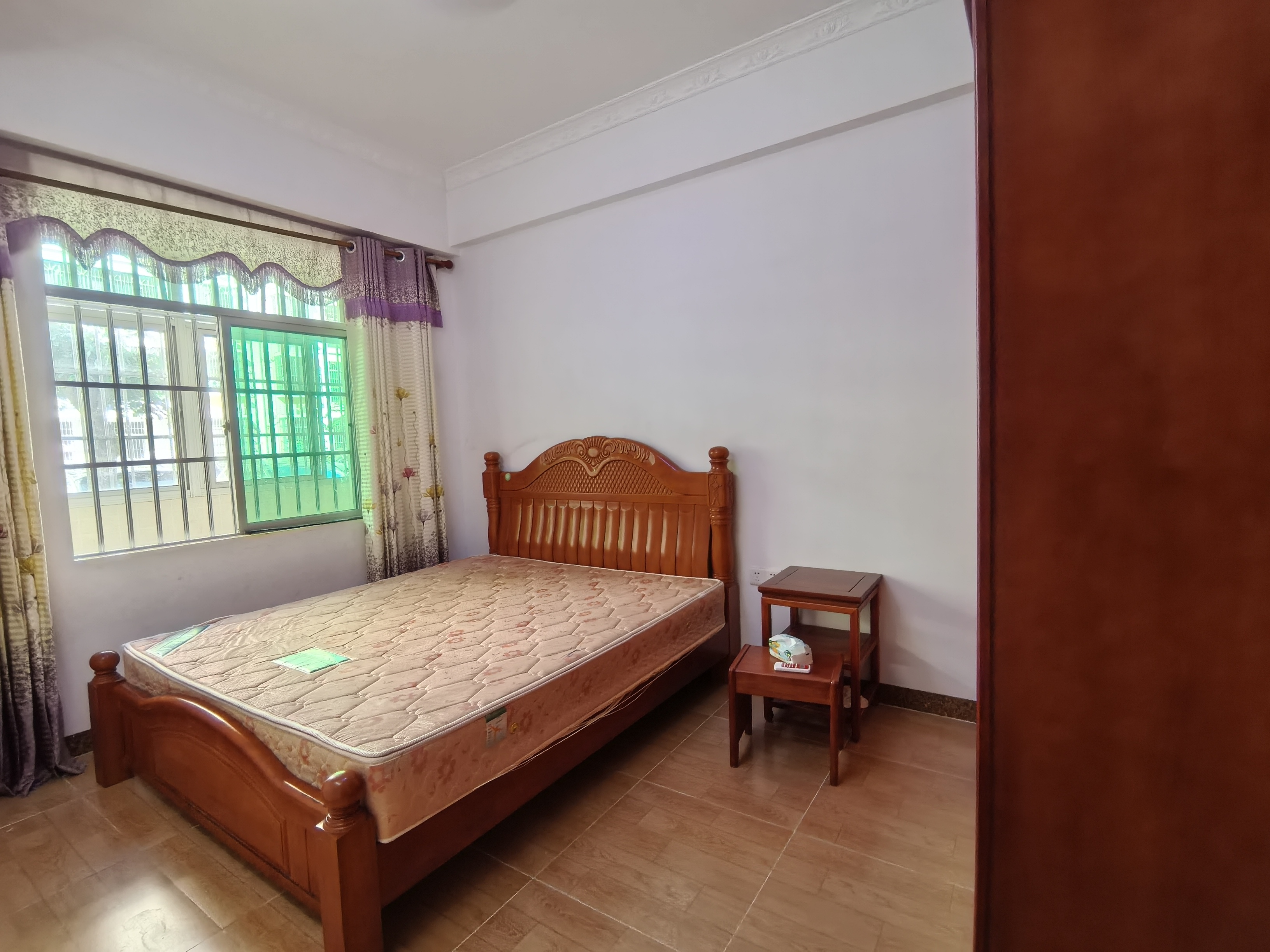 富源佳园  3室2厅2卫    2400.0元/月室内图