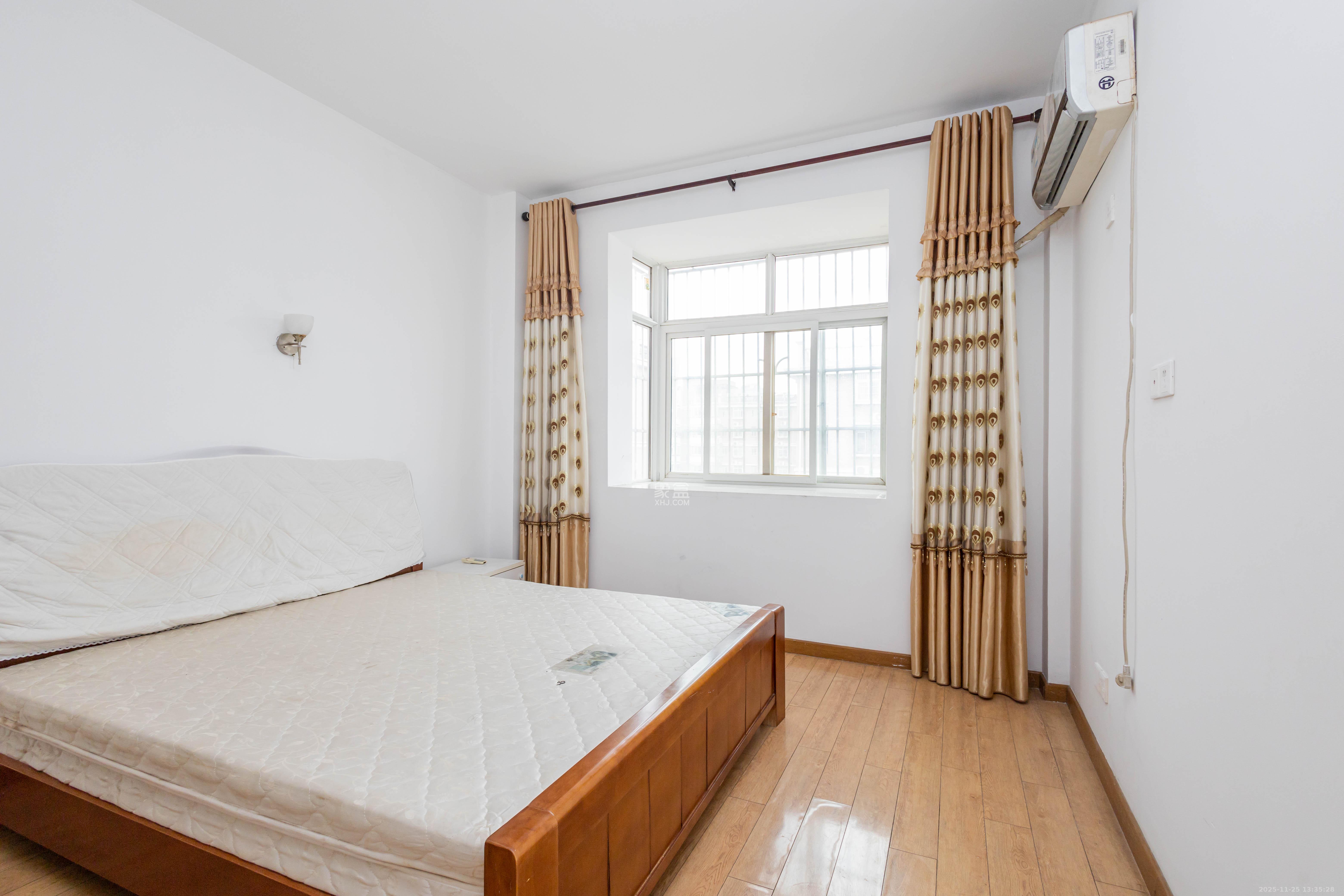 星城国际  2室2厅1卫    36.8万卧室