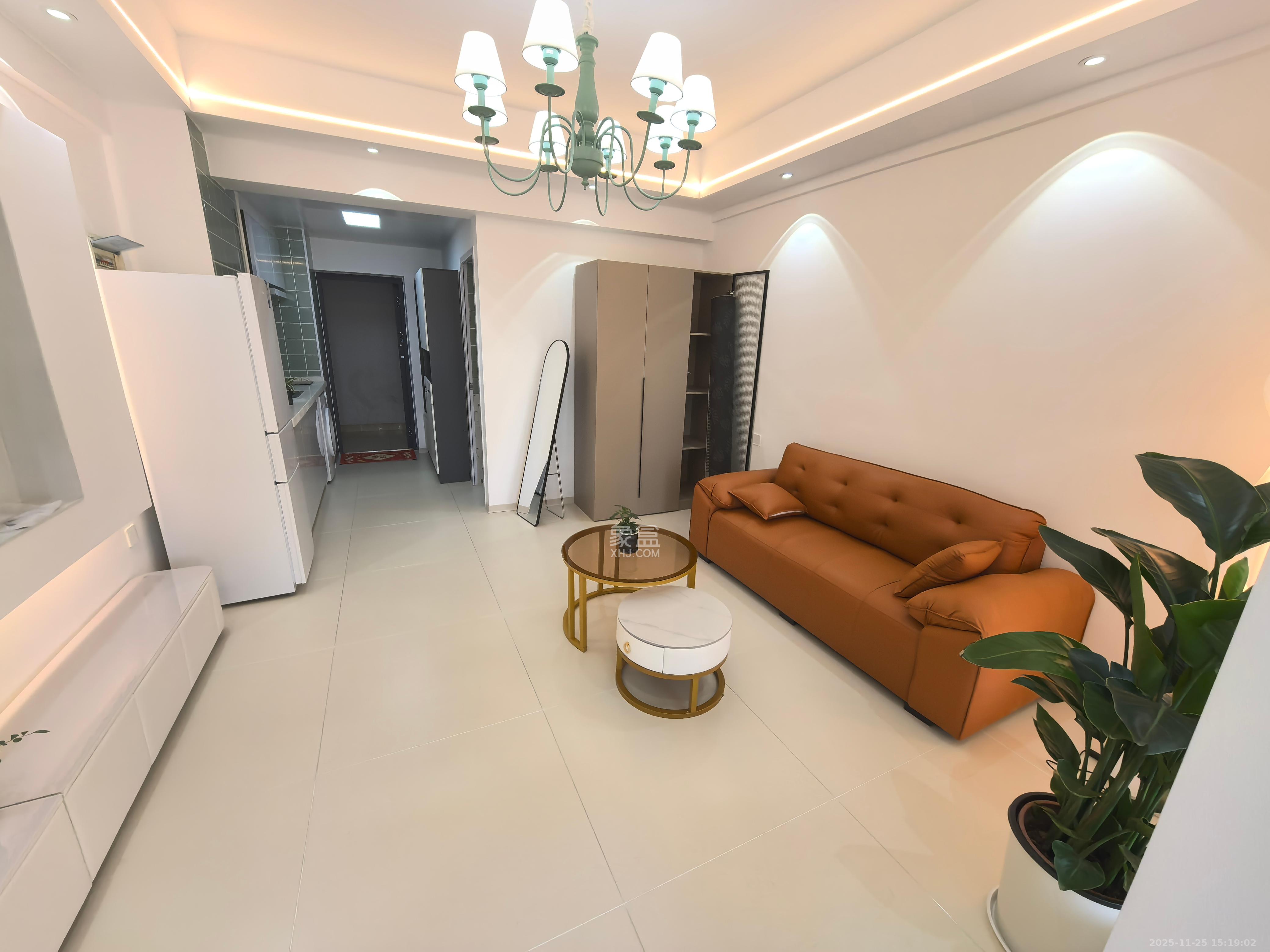 摩天一号  1室1厅1卫    2750.0元/月