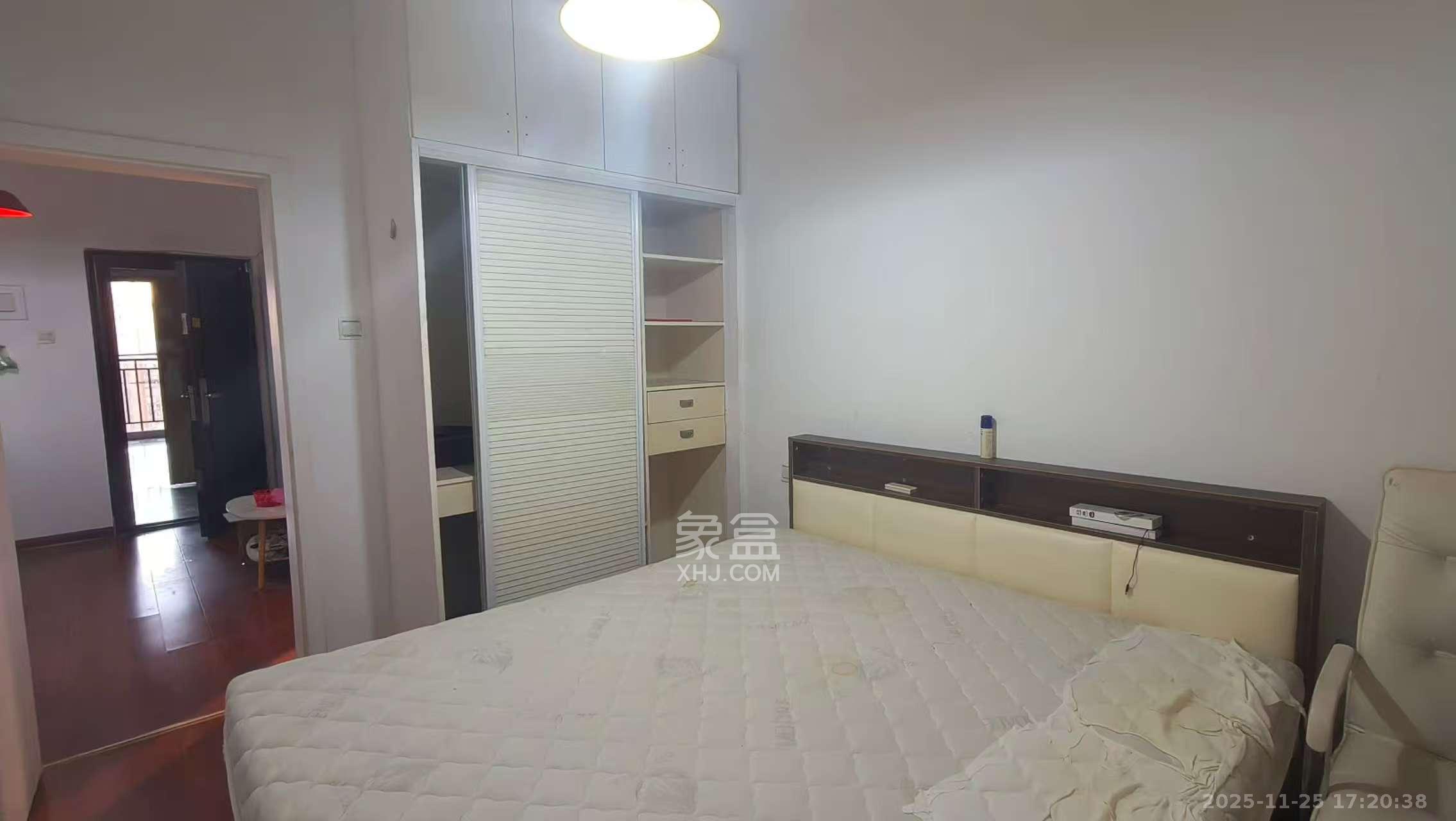 中江国际花城 1室1厅1卫 1500.0元/月 中江国际花城 1室1厅1卫 1500.0元/月室内图