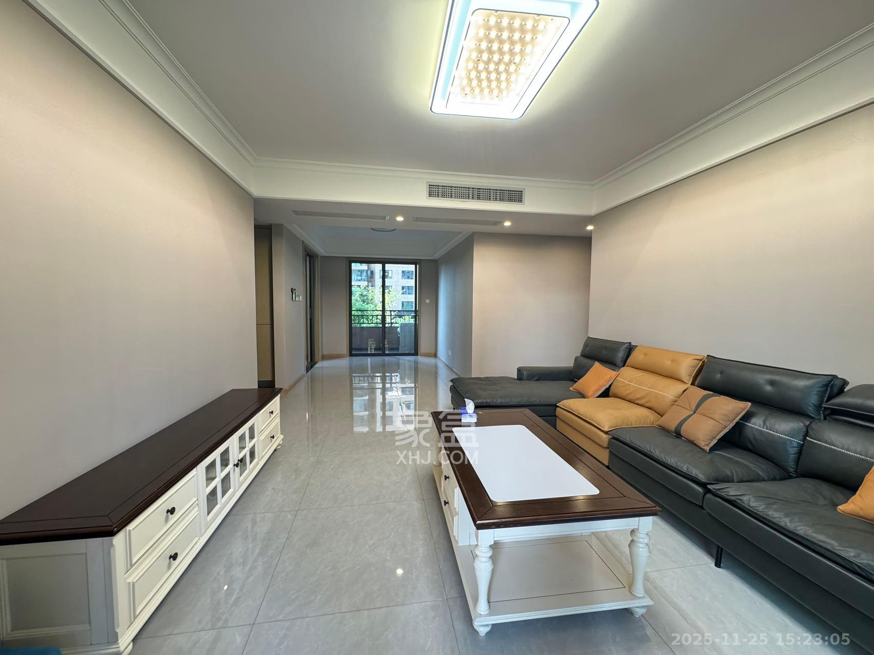 运达锦绣广场  3室2厅2卫    3500.0元/月室内图