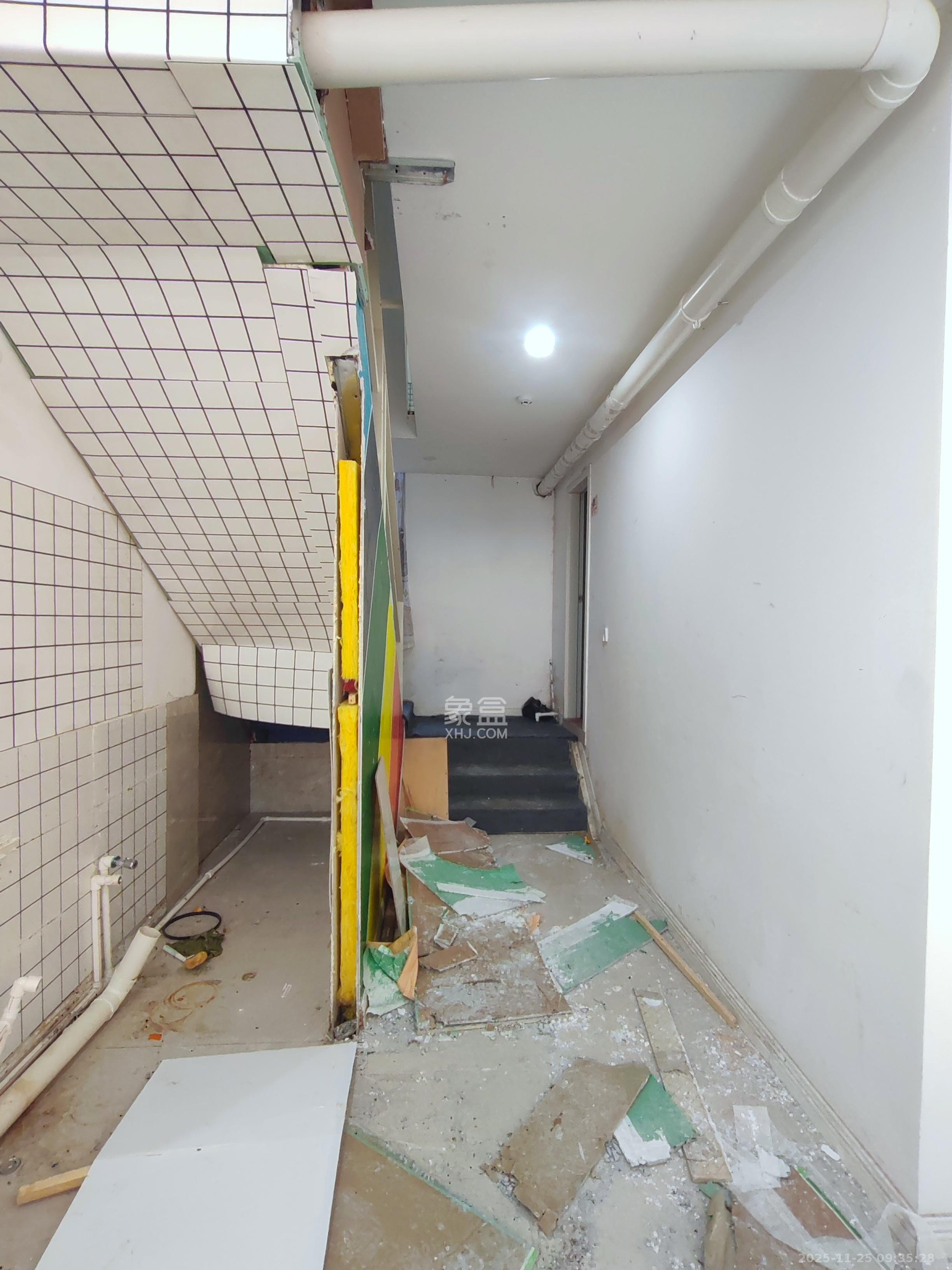 和泓梅溪四季   148.0㎡      9000.0元/月室内图