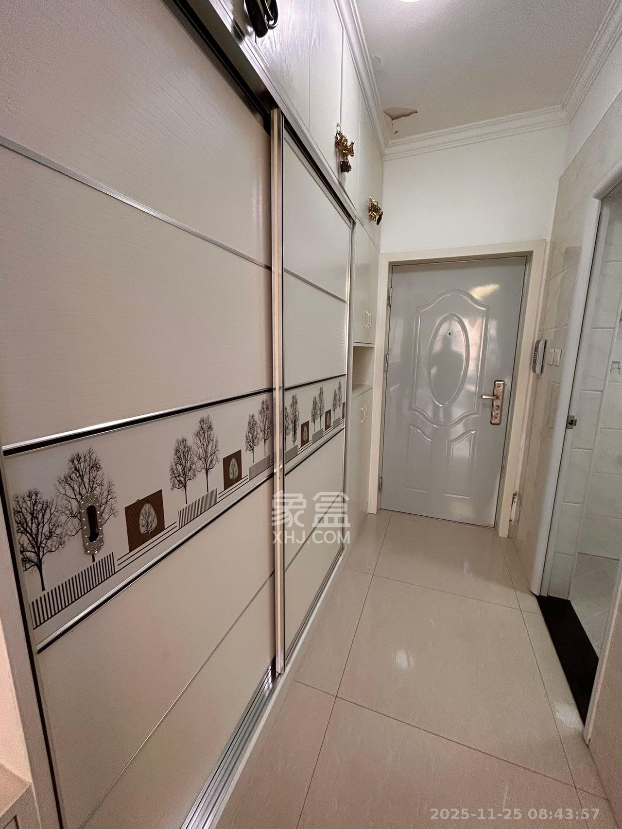 怡海星城  1室1厅1卫    1100.0元/月室内图