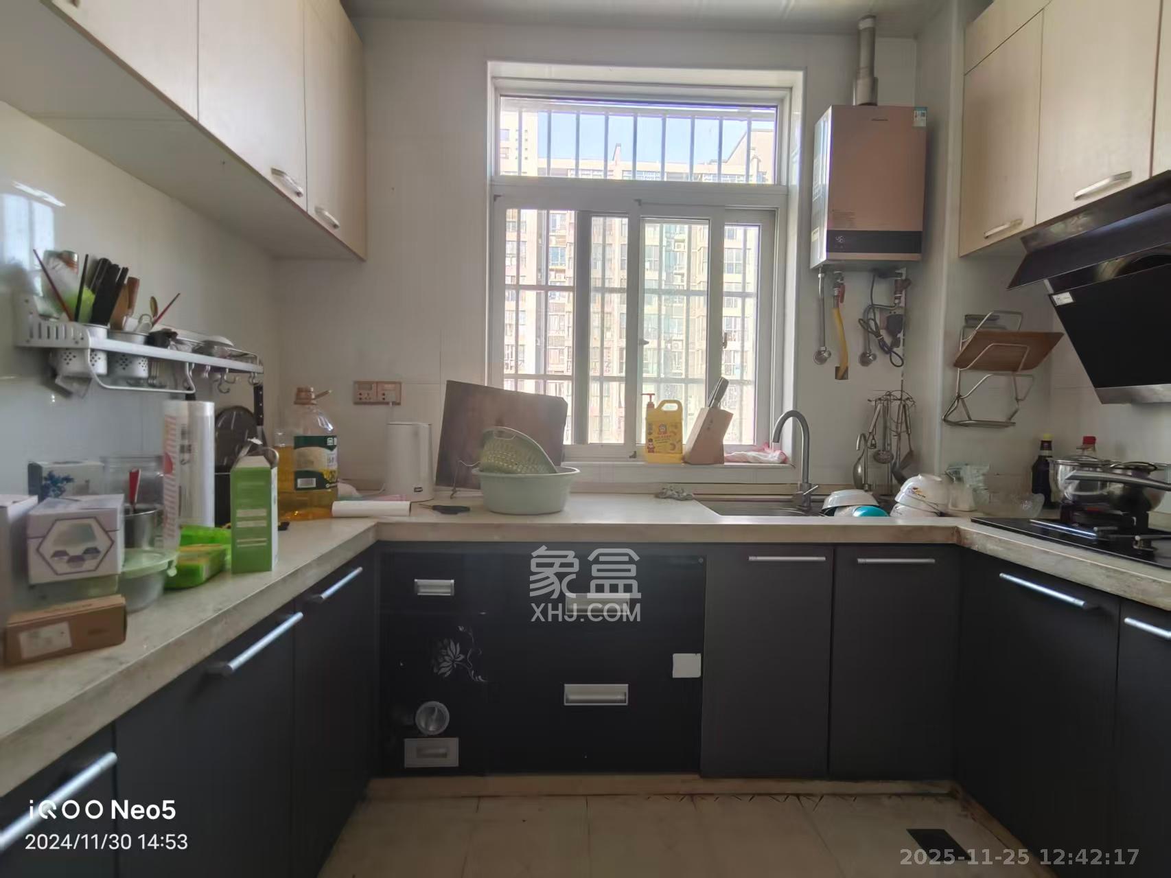 丰园城(鄱阳小区二期) 3室2厅2卫 2000.0元/月 丰园城(鄱阳小区二期) 3室2厅2卫 2000.0元/月室内图