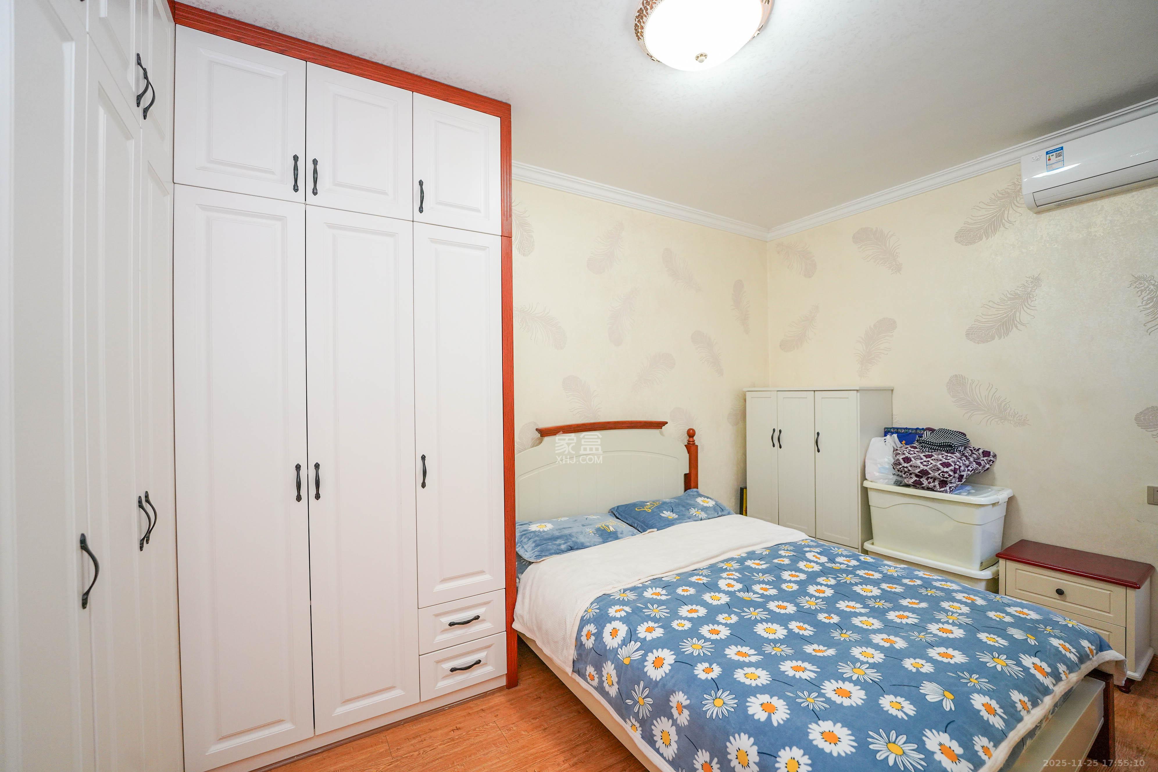 五矿万境蓝山 2室2厅1卫 68.0万 五矿万境蓝山 2室2厅1卫 68.0万卧室