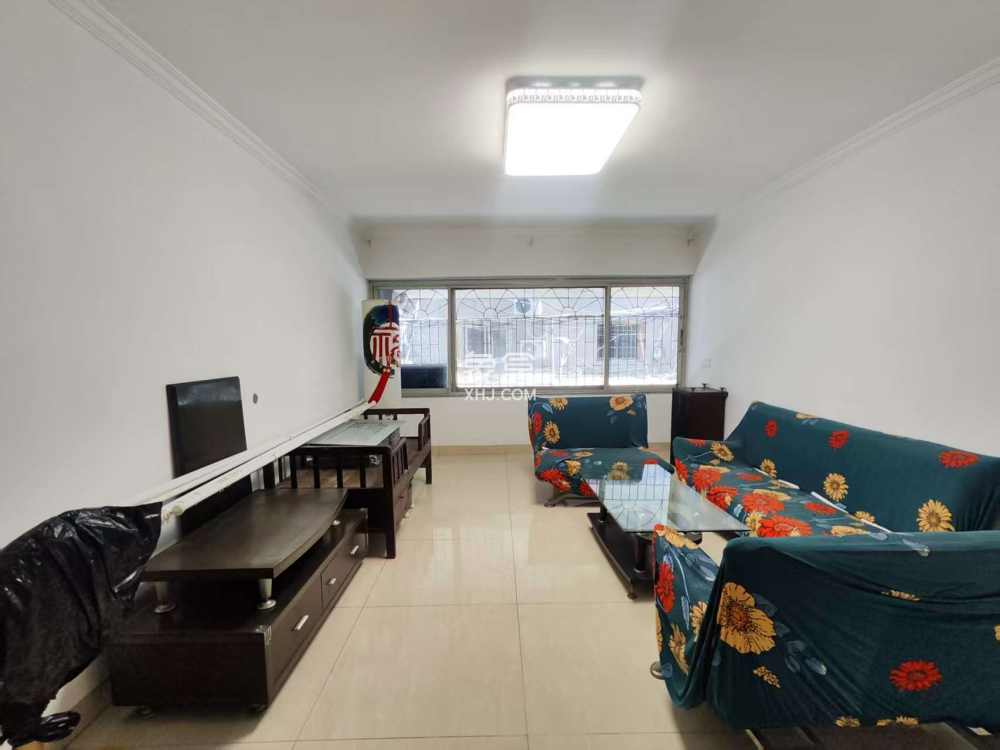 怡园小区  4室2厅2卫    55.8万