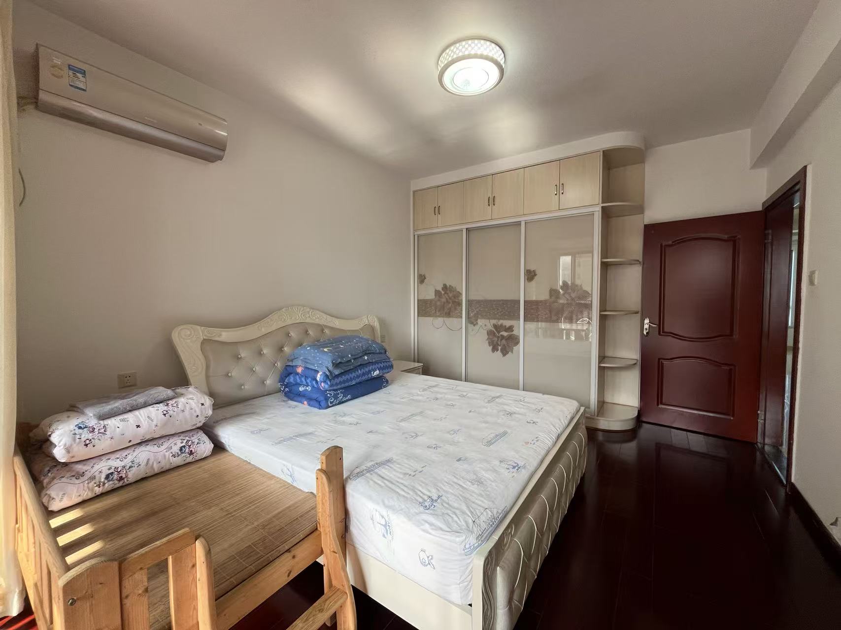 泰山公馆 3室2厅1卫 48.0万 泰山公馆 3室2厅1卫 48.0万室内图