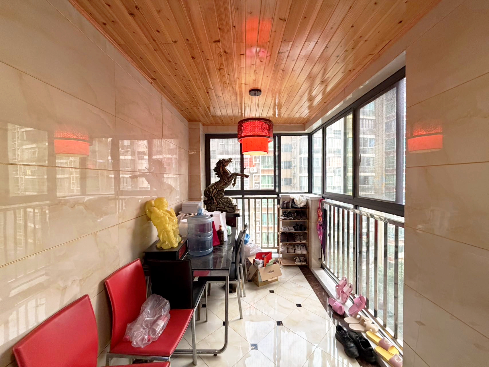 金碧花园 4室2厅2卫 82.0万 金碧花园 4室2厅2卫 82.0万室内图