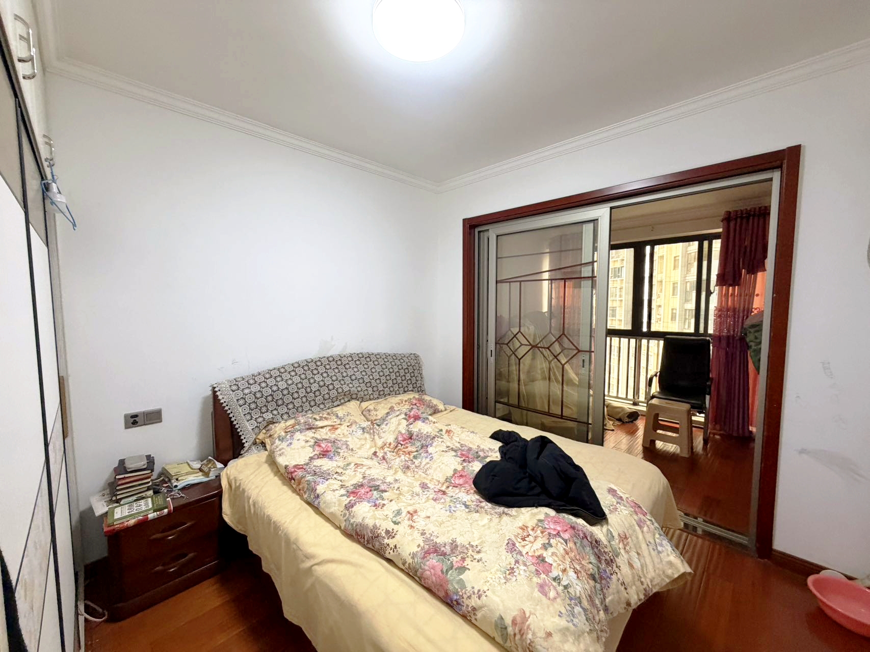 金碧花园 4室2厅2卫 82.0万 金碧花园 4室2厅2卫 82.0万室内图