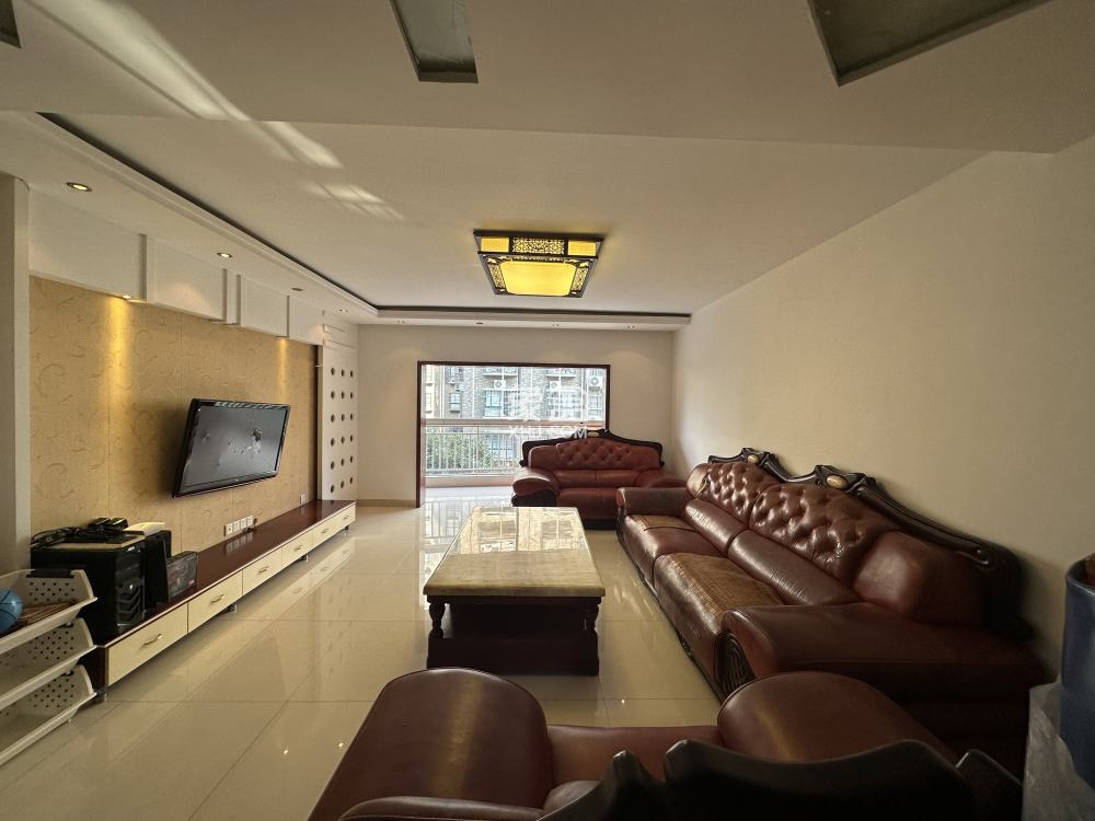 顺鑫佳园  4室2厅2卫    78.8万