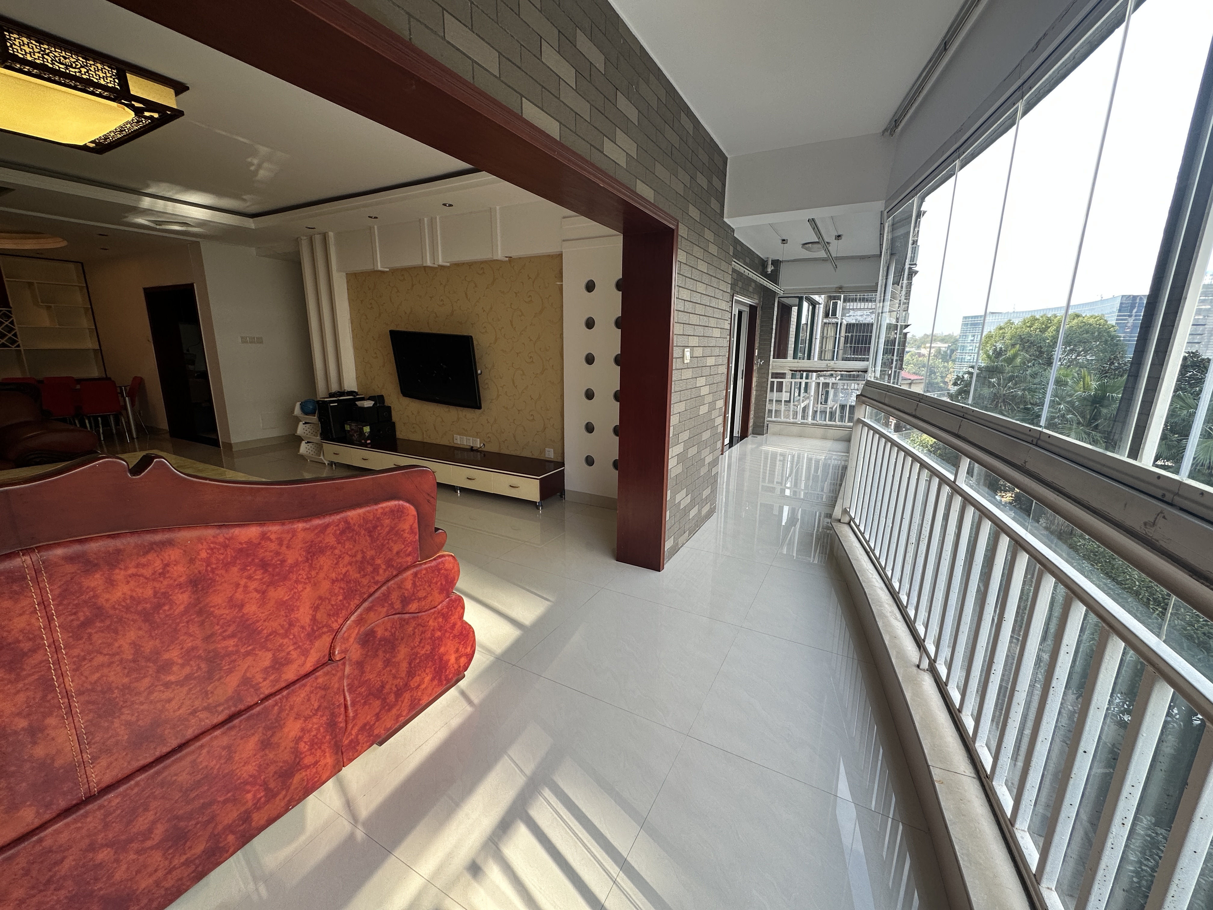 顺鑫佳园  4室2厅2卫    78.8万室内图