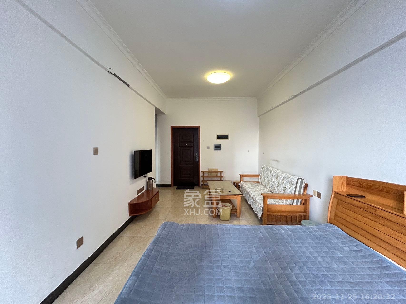 地华梅溪湖畔 1室1厅1卫 1700.0元/月 地华梅溪湖畔 1室1厅1卫 1700.0元/月室内图