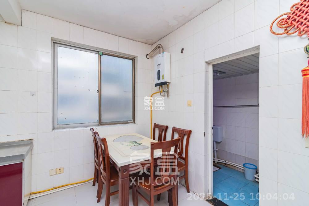 动力北苑 2室2厅1卫 1700.0元/月 动力北苑 2室2厅1卫 1700.0元/月室内图