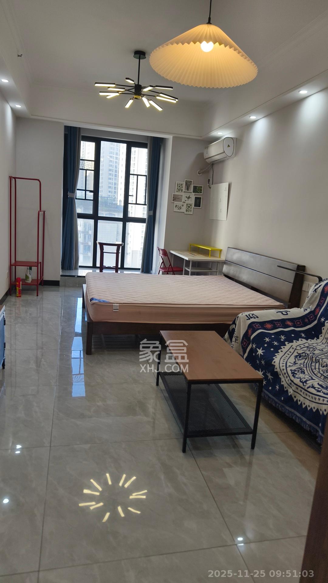 润和滨江府  1室1厅1卫    1300.0元/月室内图