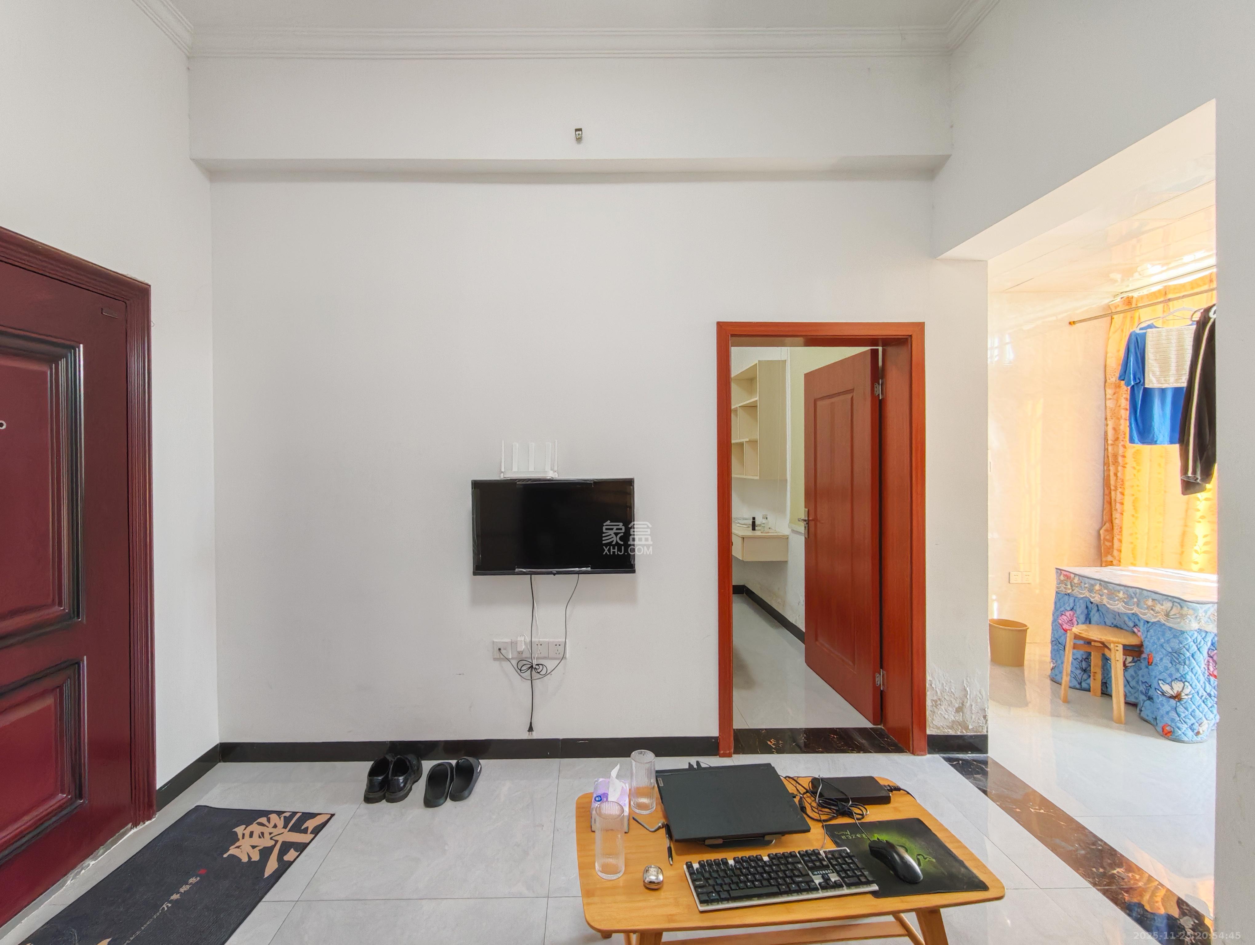 武广新都汇（新都华府二期）  1室1厅1卫    35.8万客厅