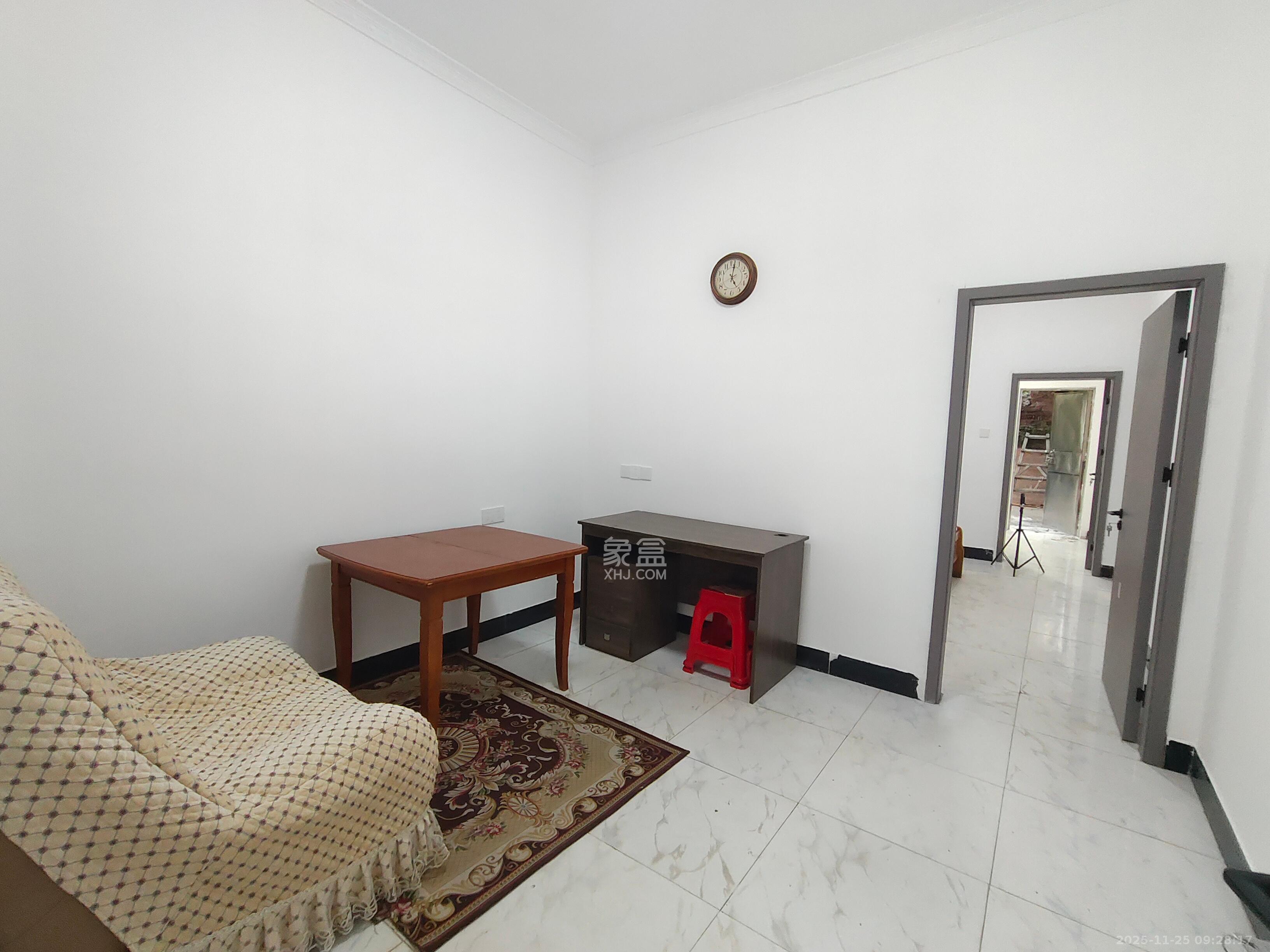 桂花社区制钉厂宿舍 2室1厅1卫 1200.0元/月 桂花社区制钉厂宿舍 2室1厅1卫 1200.0元/月室内图