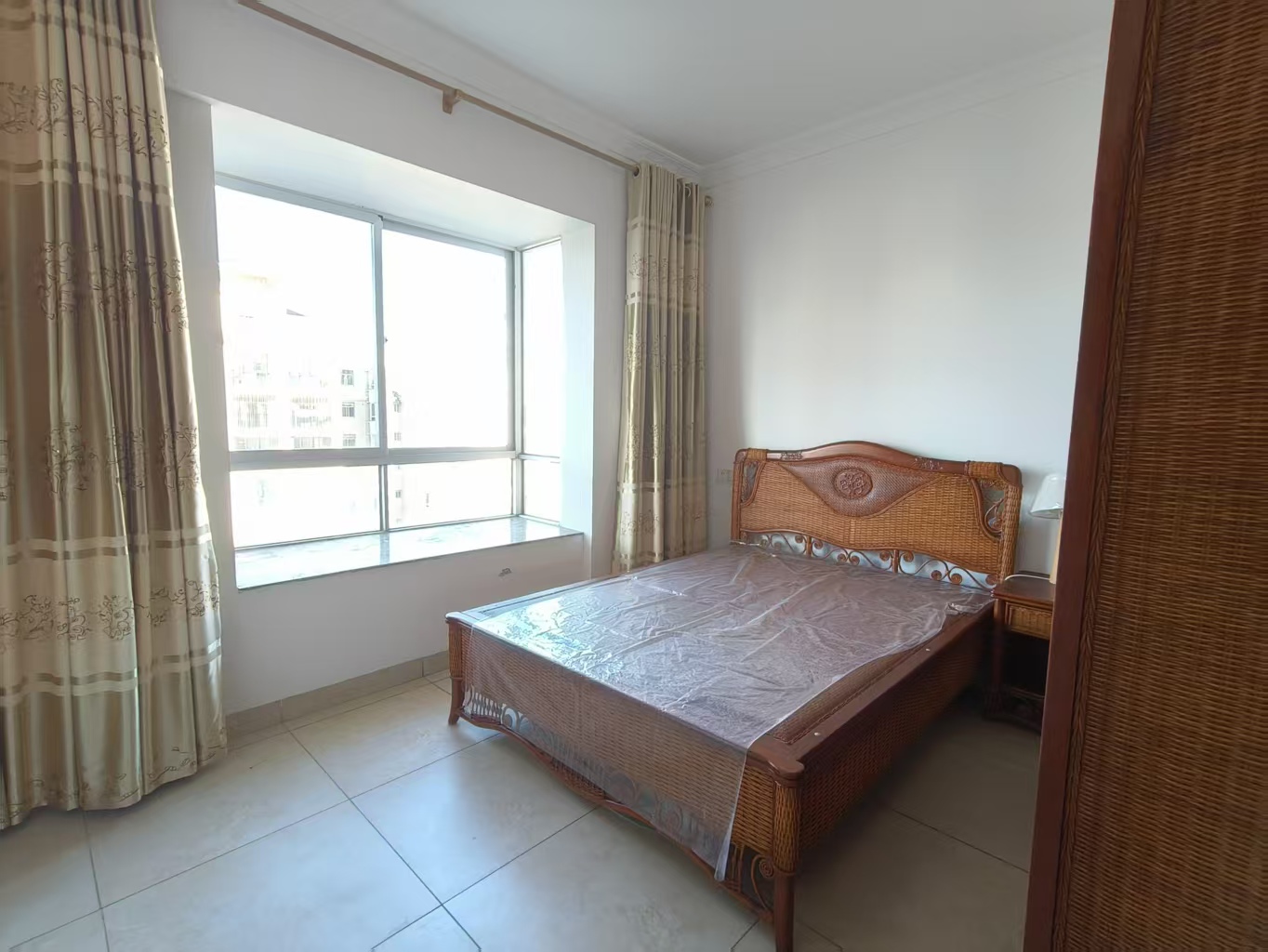 宝源花园 3室2厅1卫 126.0万 宝源花园 3室2厅1卫 126.0万室内图