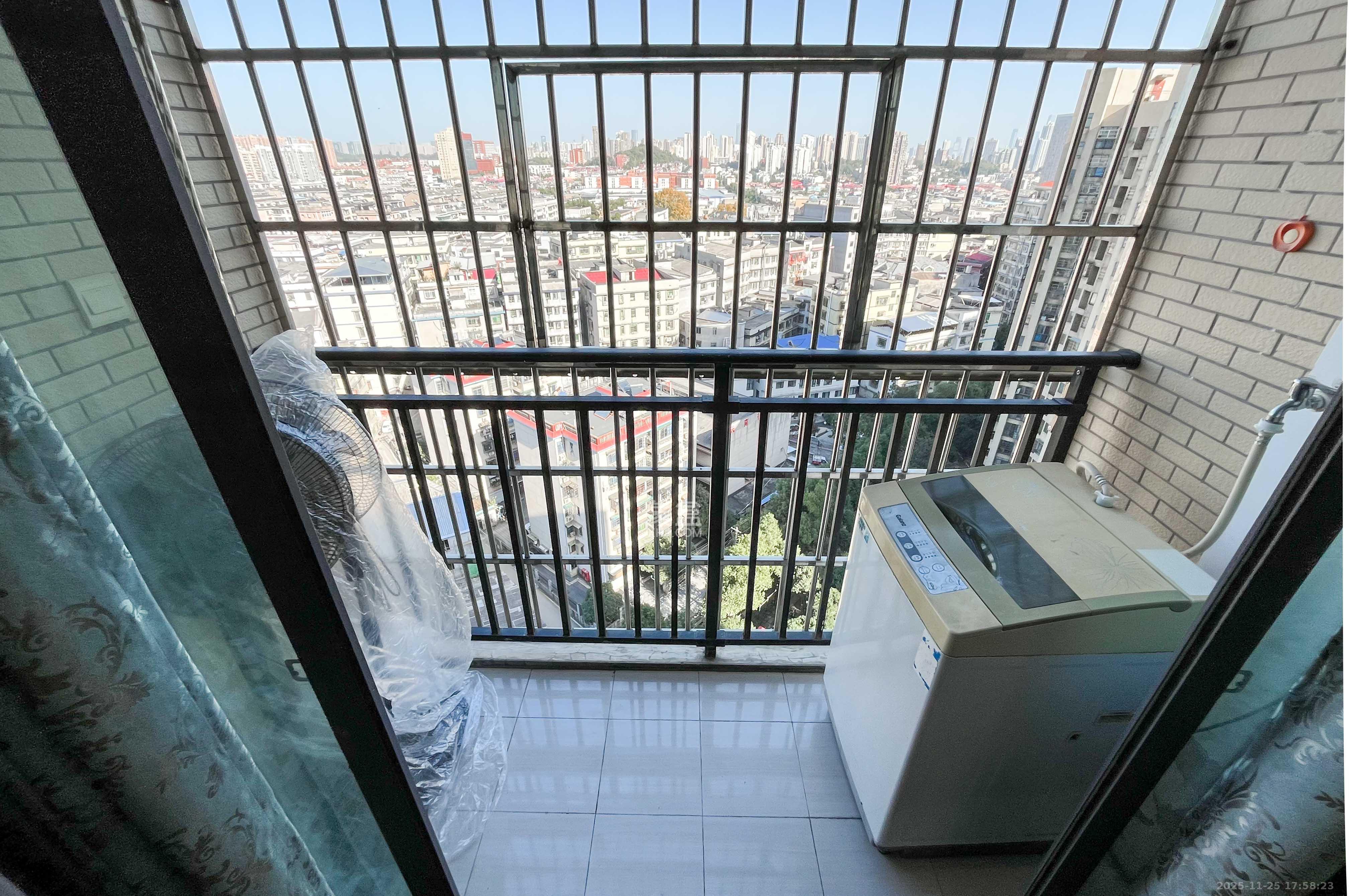 西铁馨寓(西铁领寓) 2室1厅1卫 42.8万 西铁馨寓(西铁领寓) 2室1厅1卫 42.8万其他