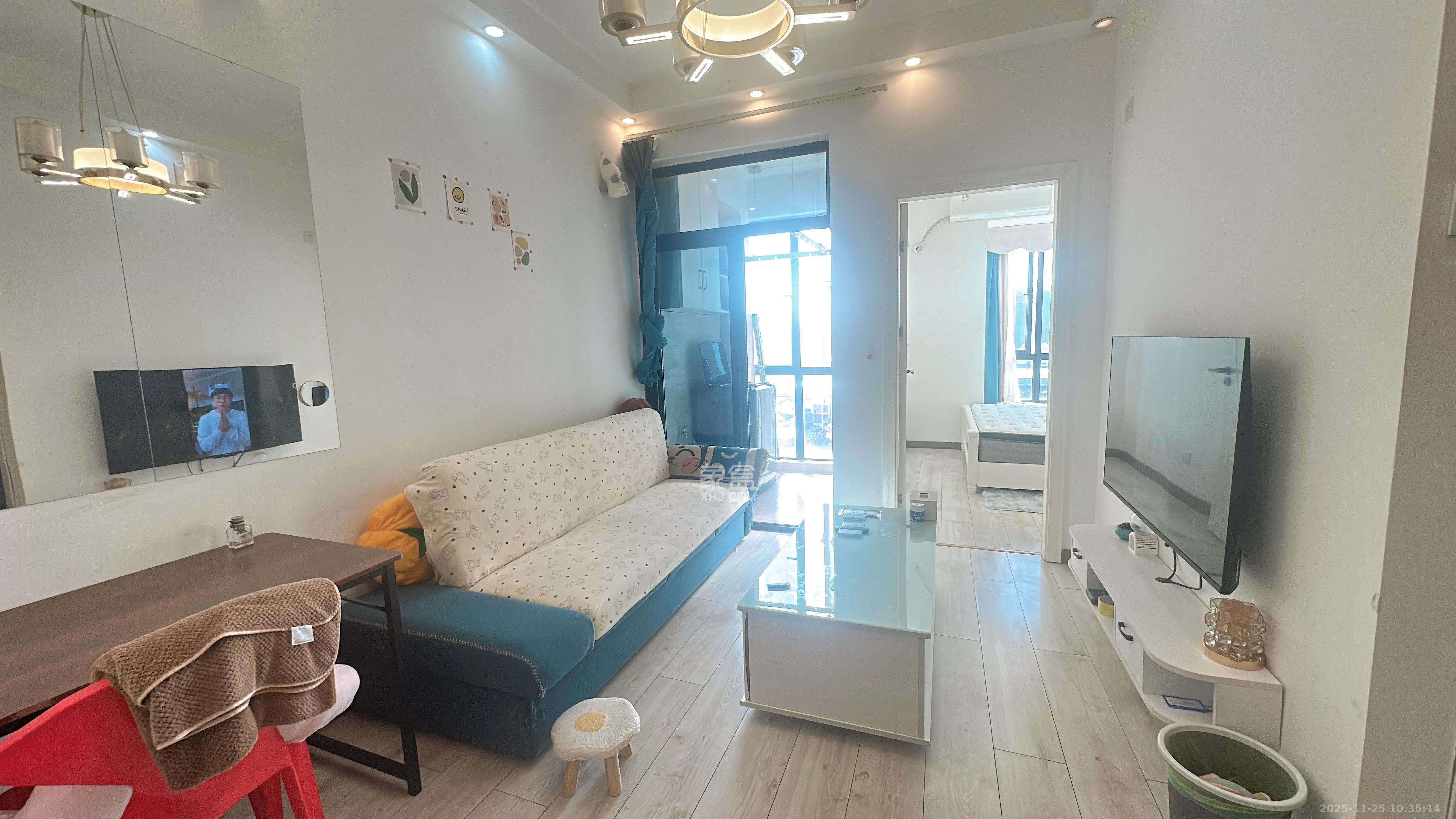 荣悦台  1室1厅1卫    2100.0元/月