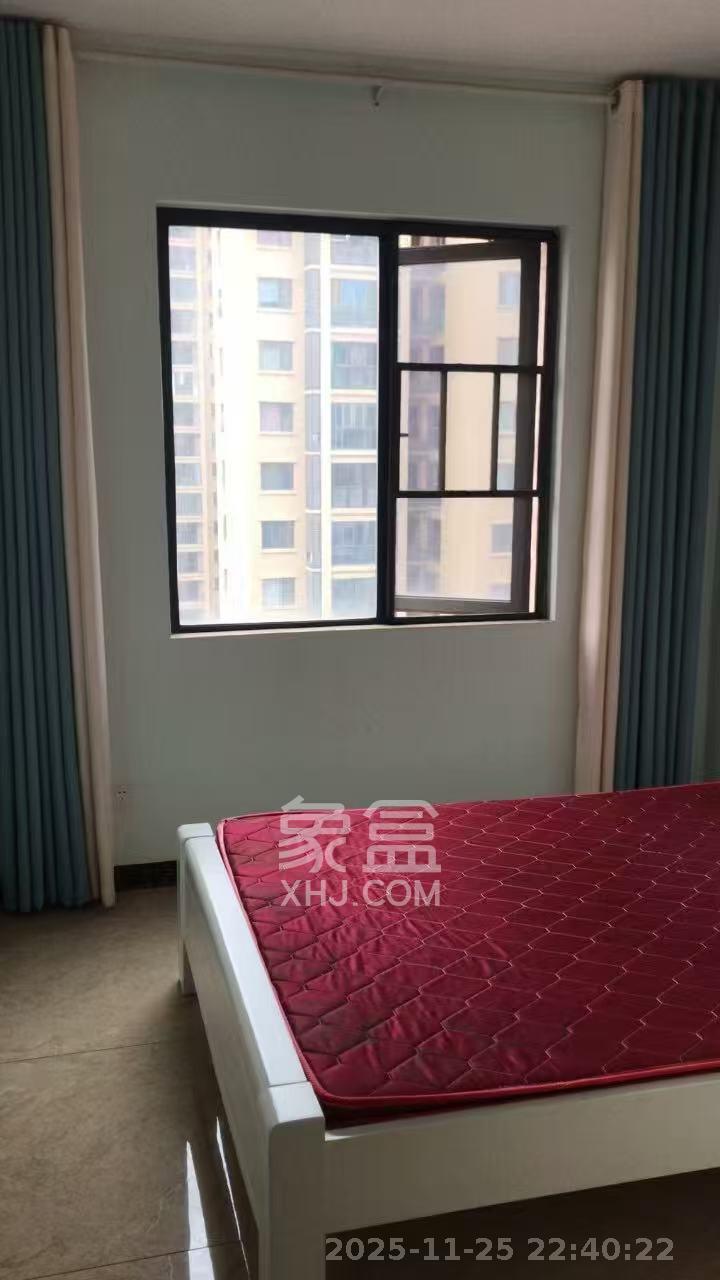 中南红领邦(红星嘉和苑) 3室2厅1卫 2700.0元/月 中南红领邦(红星嘉和苑) 3室2厅1卫 2700.0元/月室内图