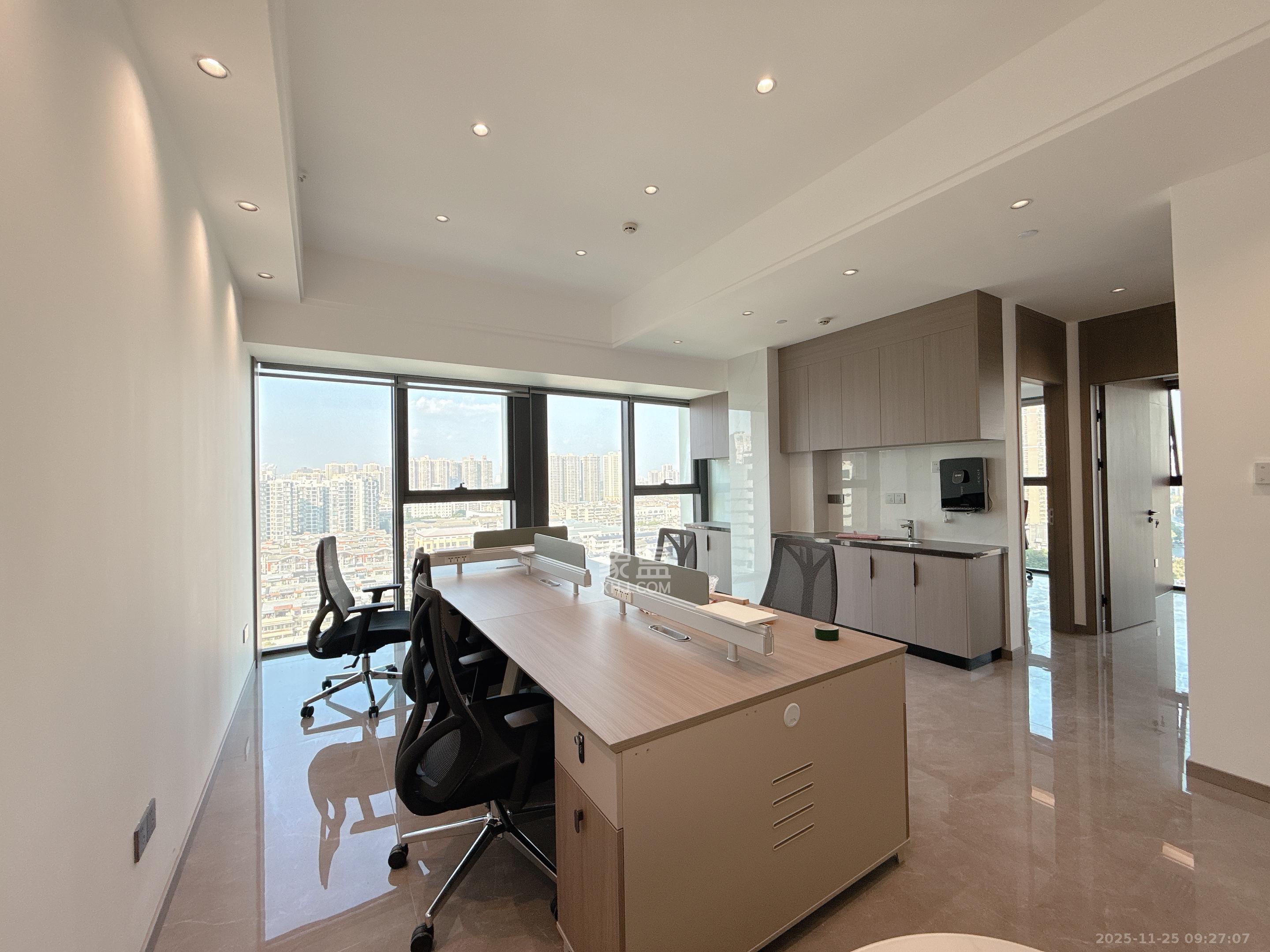 恒大珺悦府 2室1厅1卫 4600.0元/月 恒大珺悦府 2室1厅1卫 4600.0元/月室内图