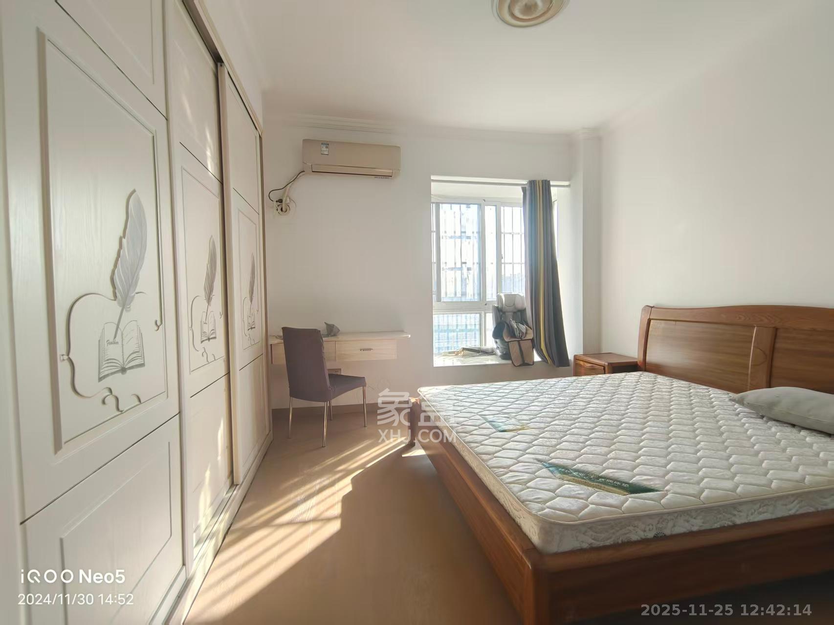 丰园城(鄱阳小区二期) 3室2厅2卫 2000.0元/月 丰园城(鄱阳小区二期) 3室2厅2卫 2000.0元/月室内图