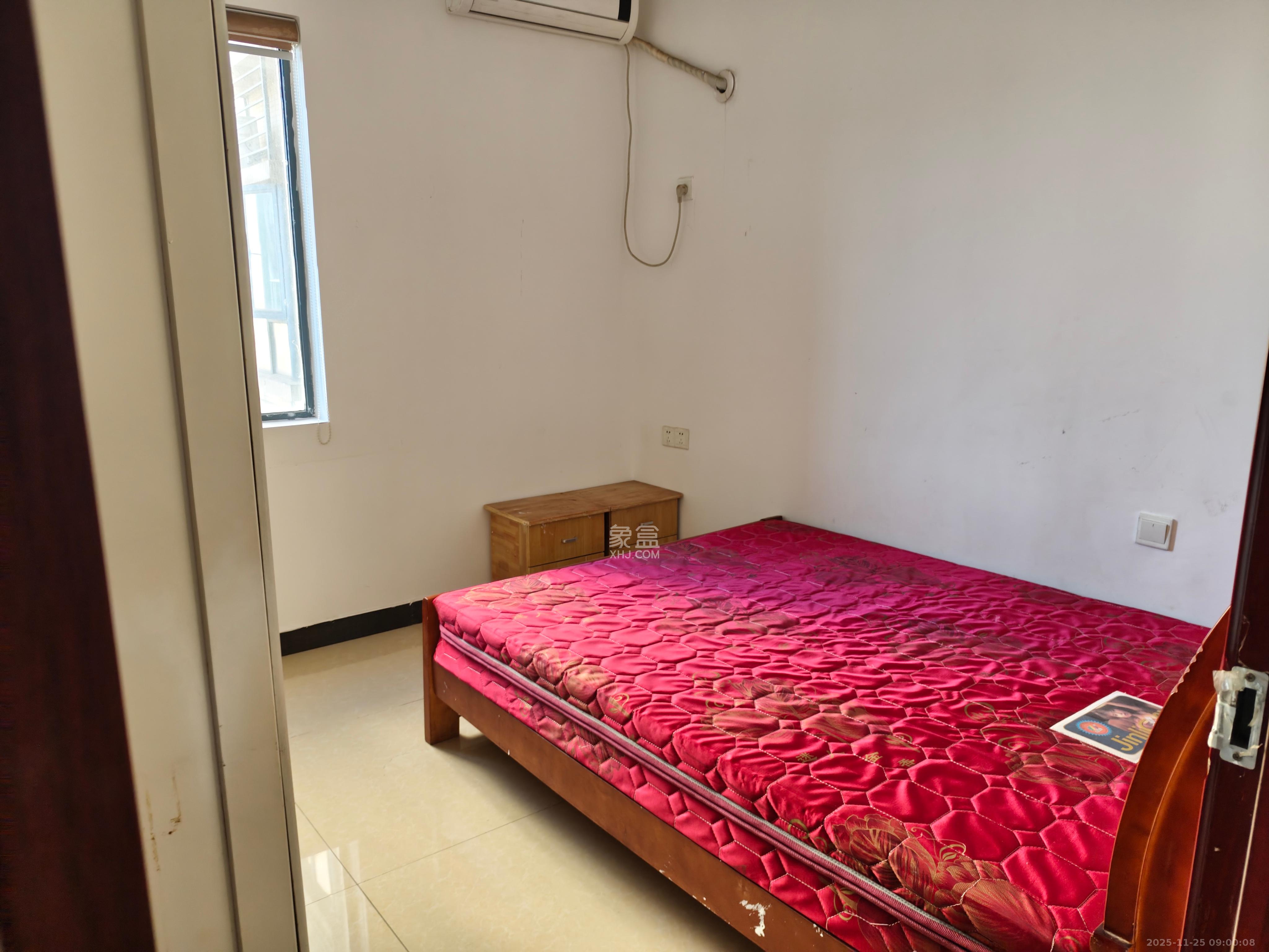 钰龙天下一期  1室0厅0卫    2000.0元/月室内图