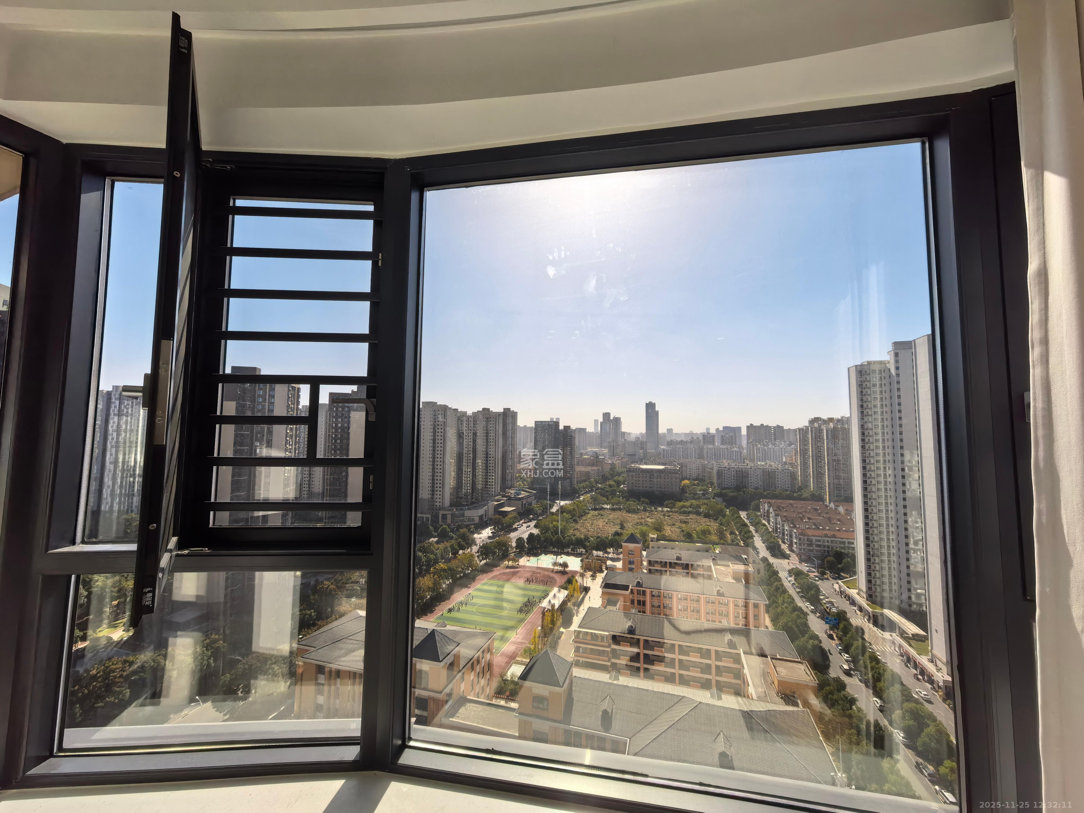 嘉雨东苑  2室1厅1卫    3800.0元/月室内图