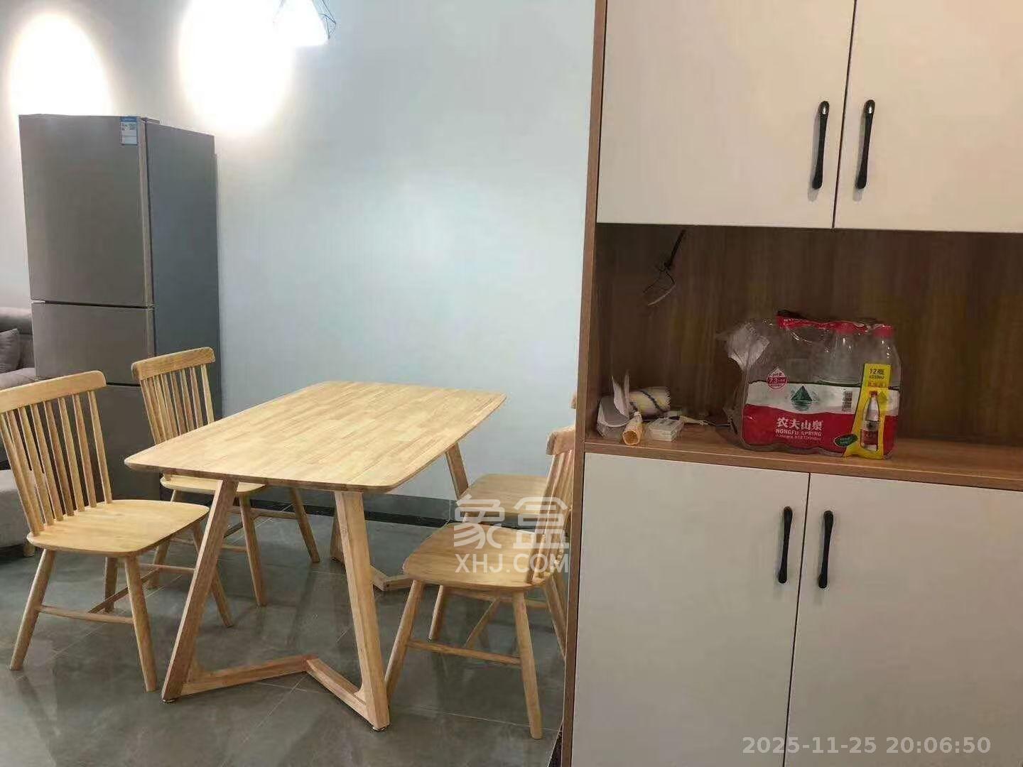 保利城（中航城国际社区、郡原美村）  1室1厅1卫    2000.0元/月室内图