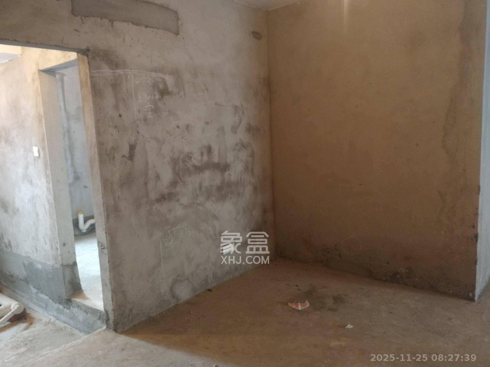 八方小区C区  3室1厅2卫    4000.0元/月室内图