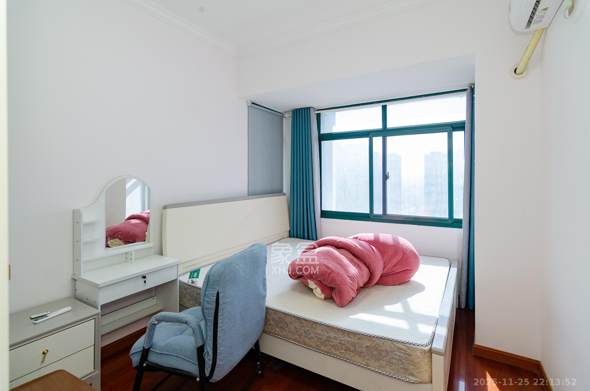 才子城 3室2厅2卫 59.8万 才子城 3室2厅2卫 59.8万卧室