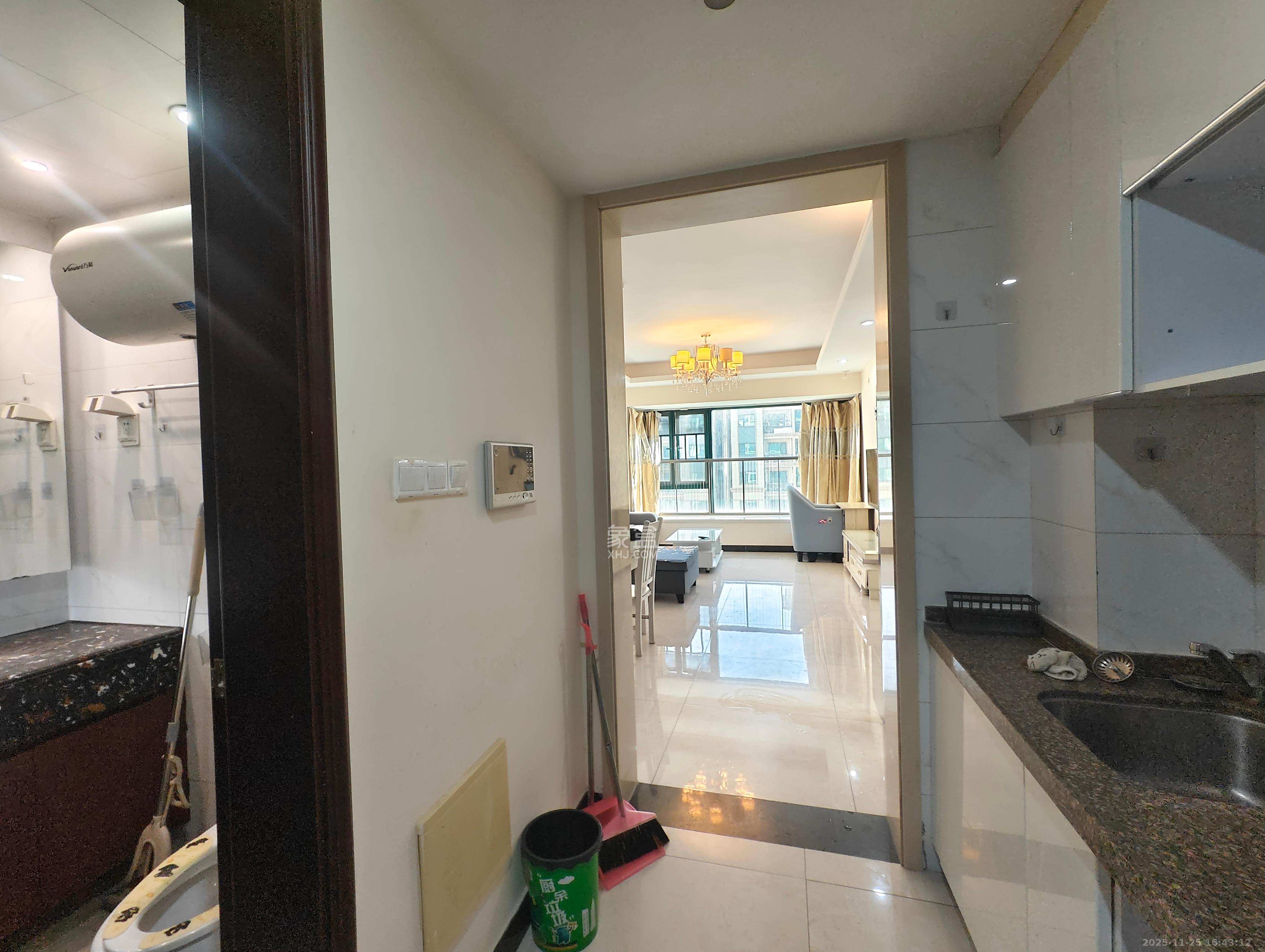 恒大御景湾  1室2厅1卫    2200.0元/月