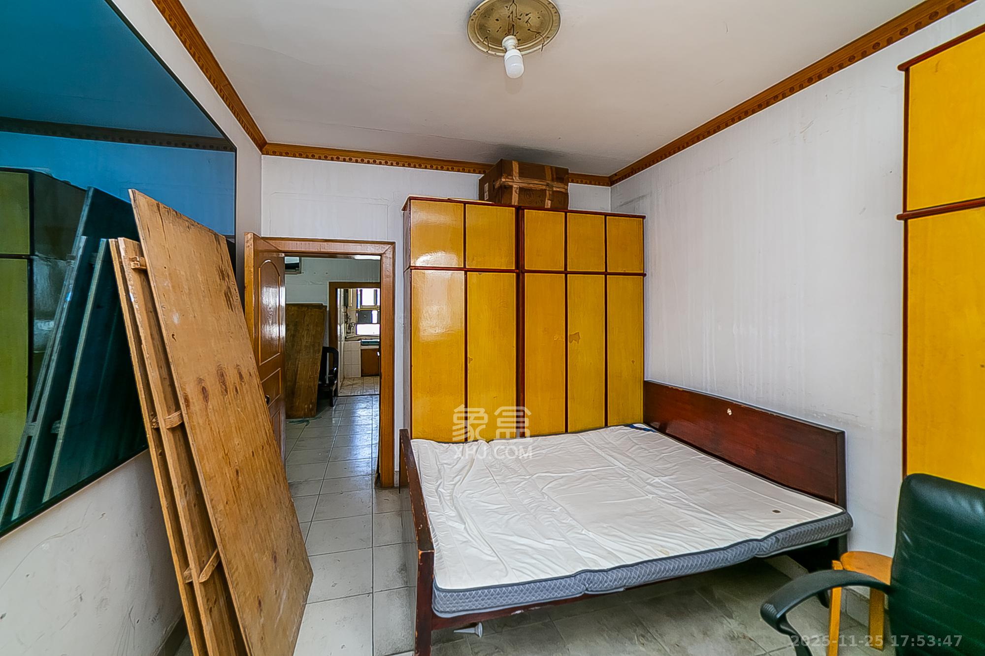 涂家冲社区(涂新小区、农商银行宿舍) 2室1厅1卫 30.0万 涂家冲社区(涂新小区、农商银行宿舍) 2室1厅1卫 30.0万卧室