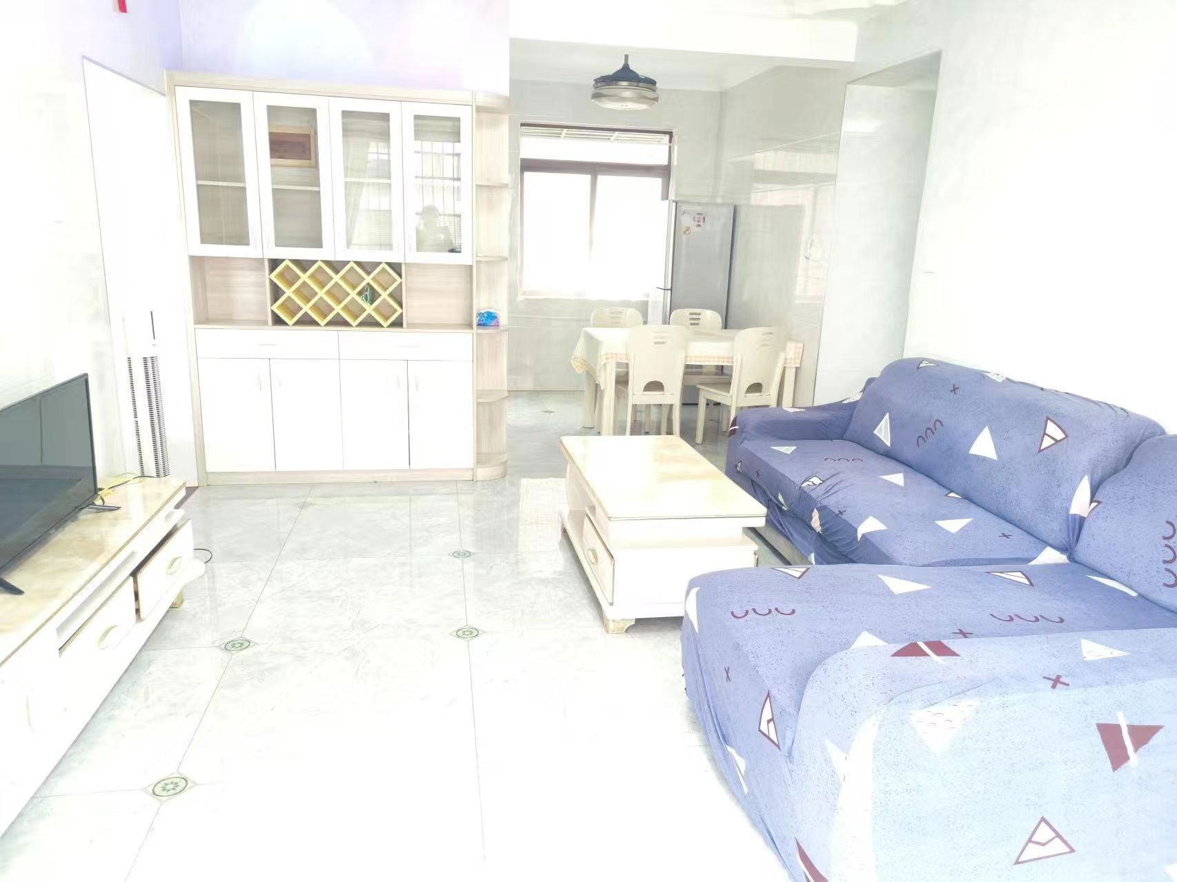 山海苑  3室2厅1卫    2700.0元/月室内图