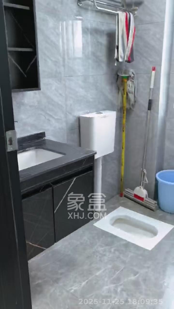 惟泽园 3室2厅2卫 3100.0元/月 惟泽园 3室2厅2卫 3100.0元/月室内图