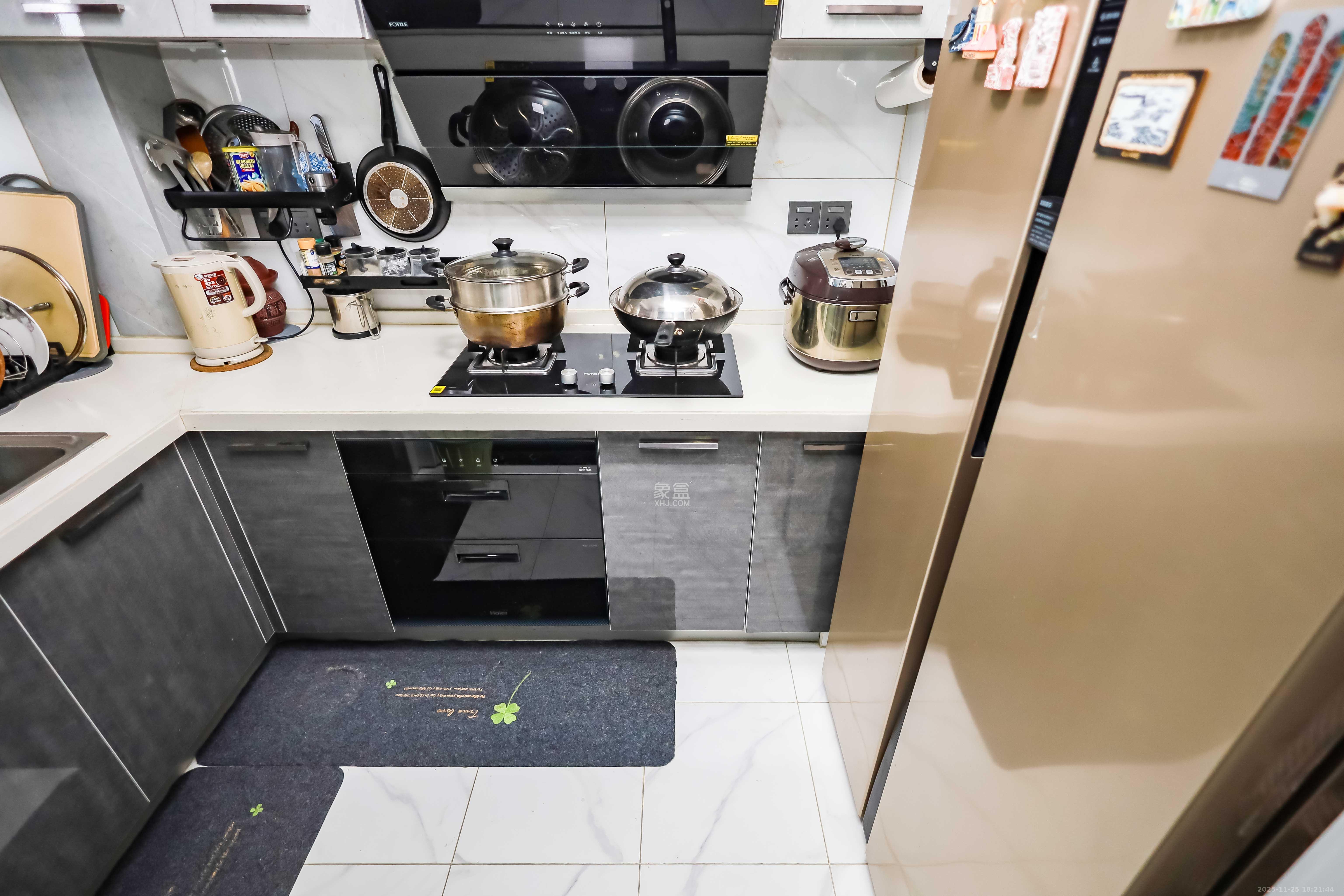 金科世界城  3室2厅2卫    98.0万厨房