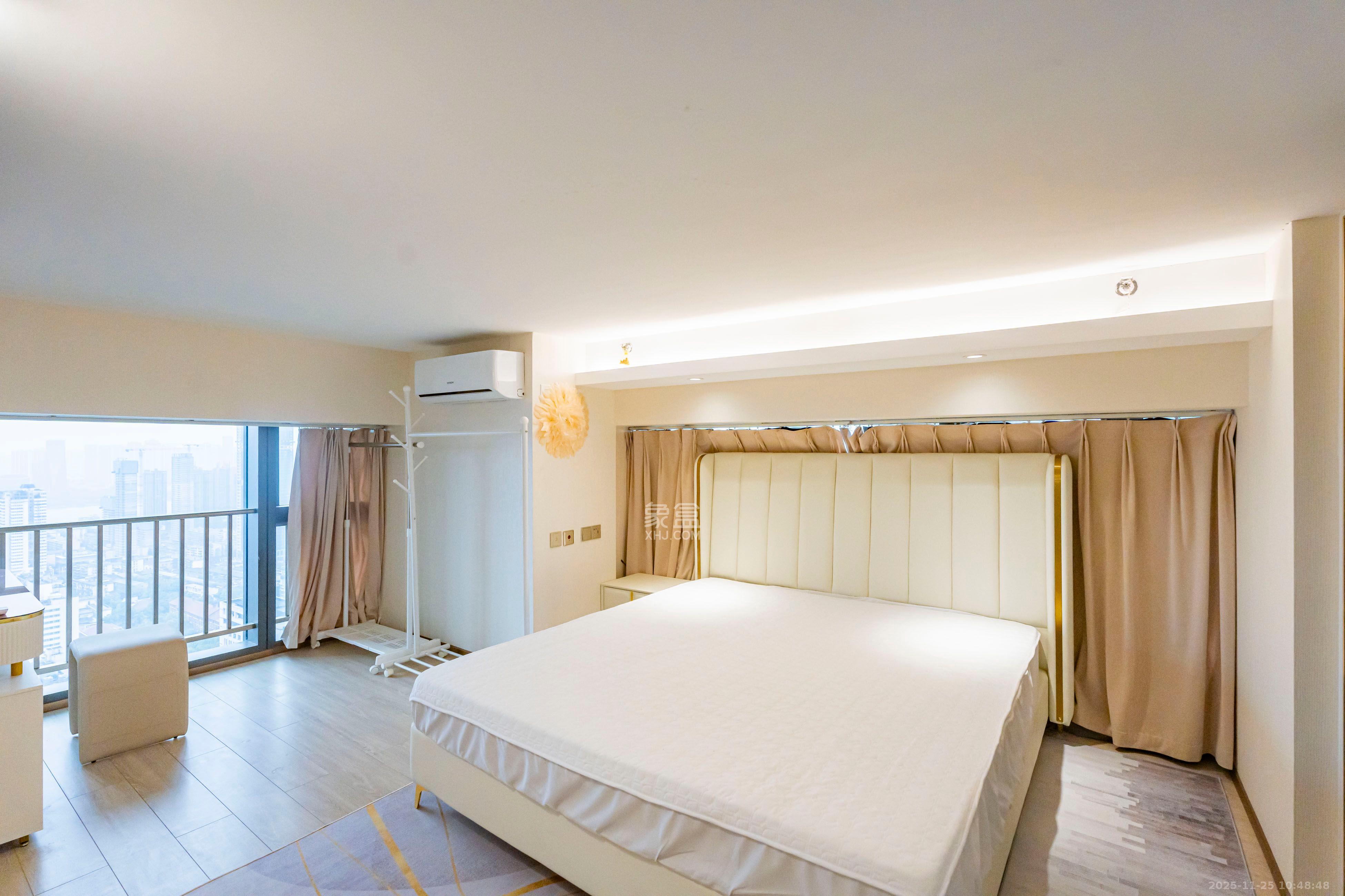 华远华时代  4室2厅2卫    5200.0元/月室内图