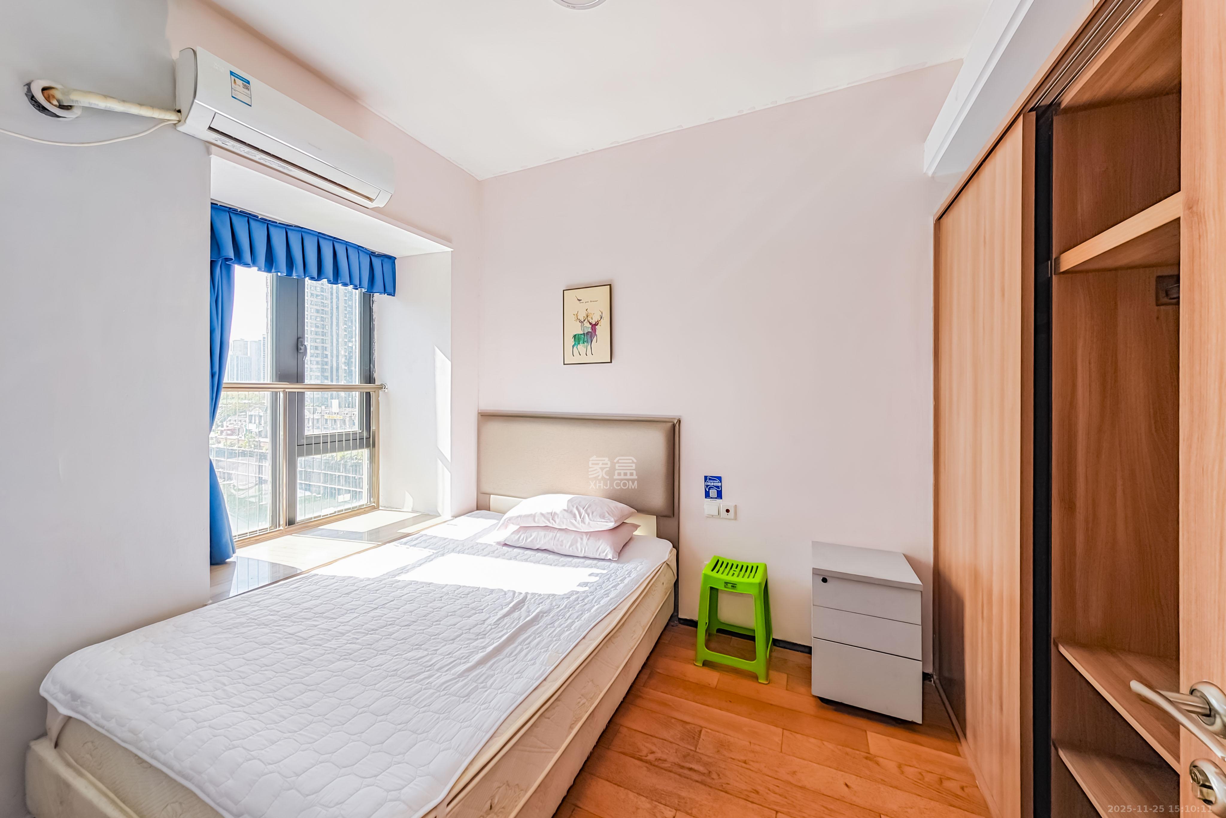 恒大国际广场 2室2厅1卫 42.0万 恒大国际广场 2室2厅1卫 42.0万卧室