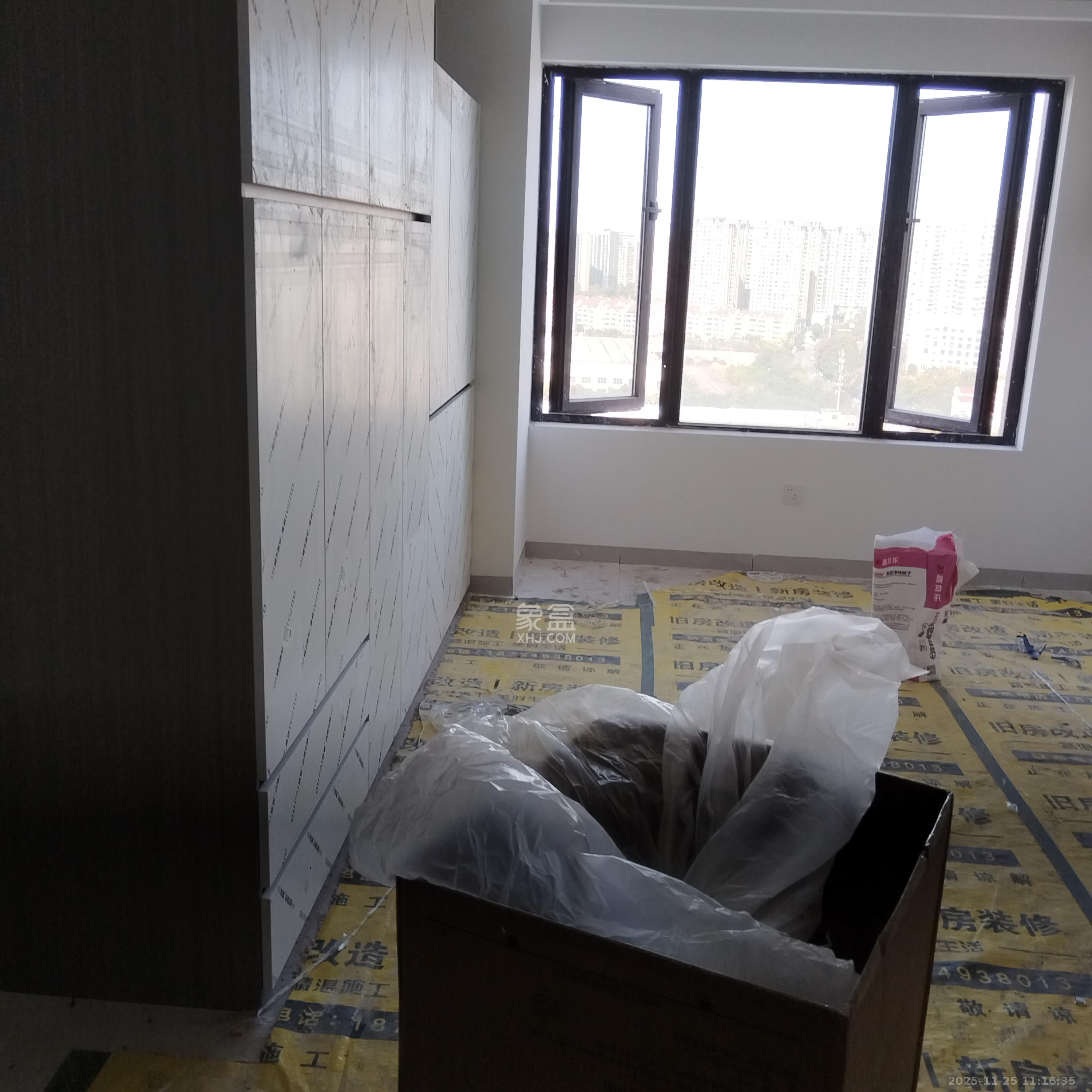 中海珑悦府  1室1厅1卫    1400.0元/月室内图