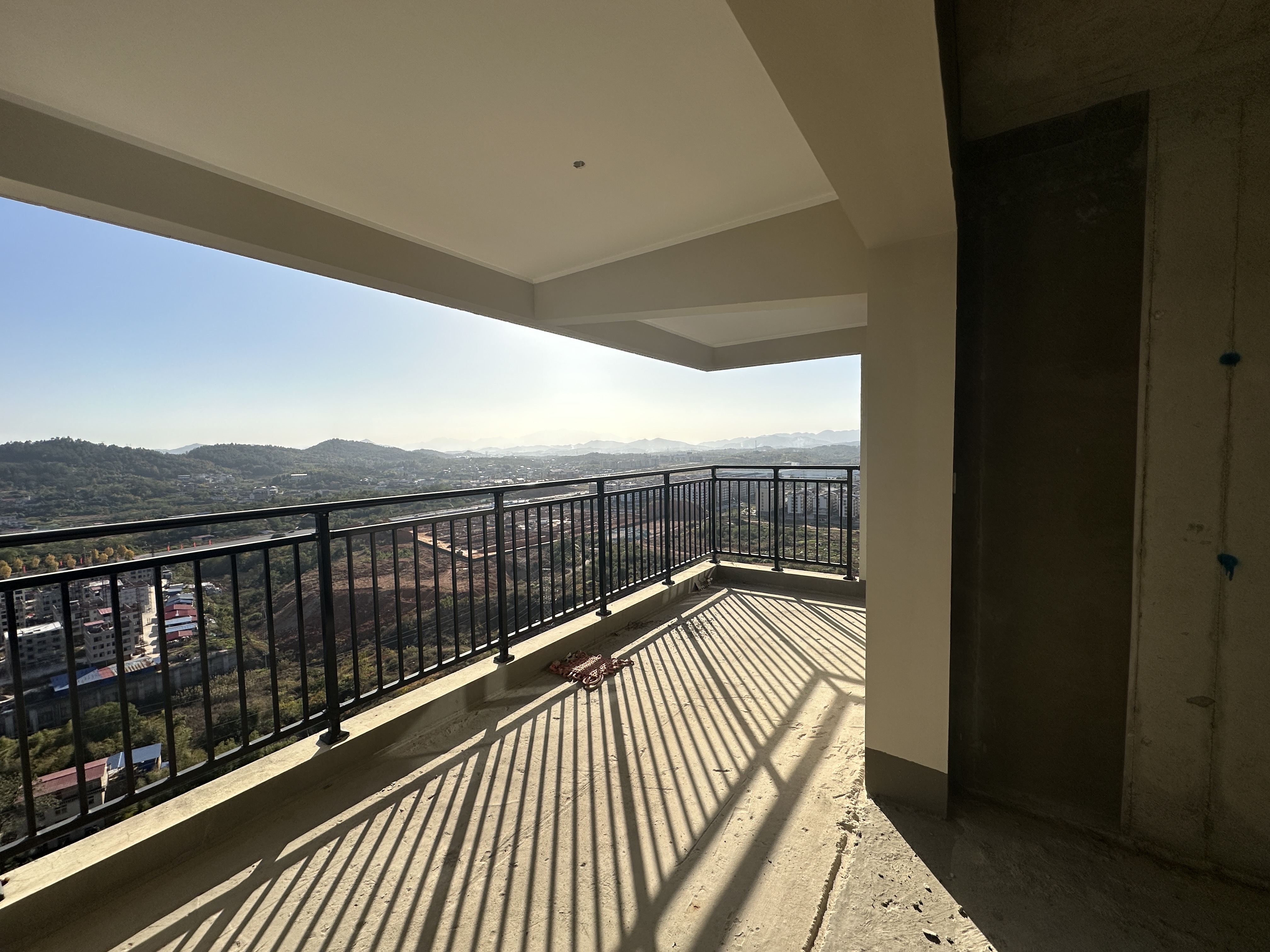 碧桂园正央时代 3室2厅2卫 49.8万 碧桂园正央时代 3室2厅2卫 49.8万客厅