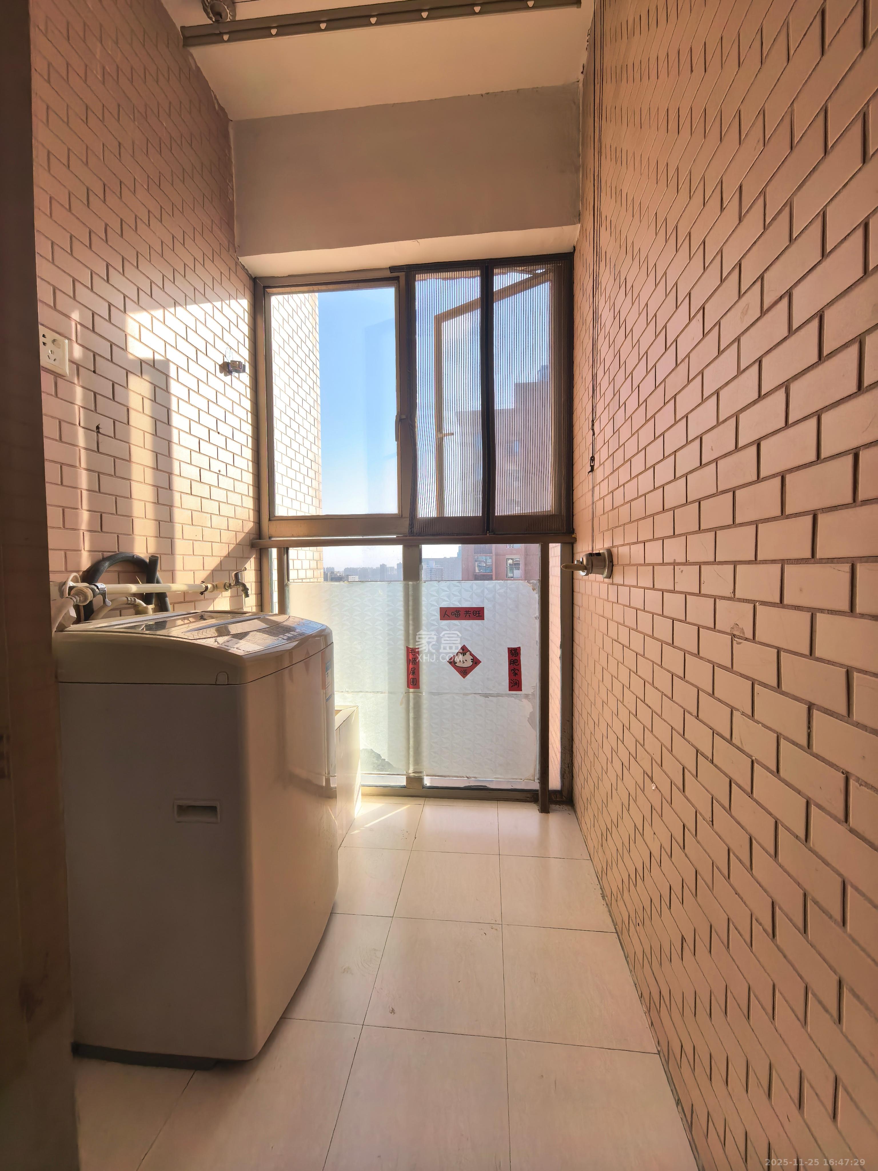 东上一品 1室1厅1卫 1700.0元/月 东上一品 1室1厅1卫 1700.0元/月室内图