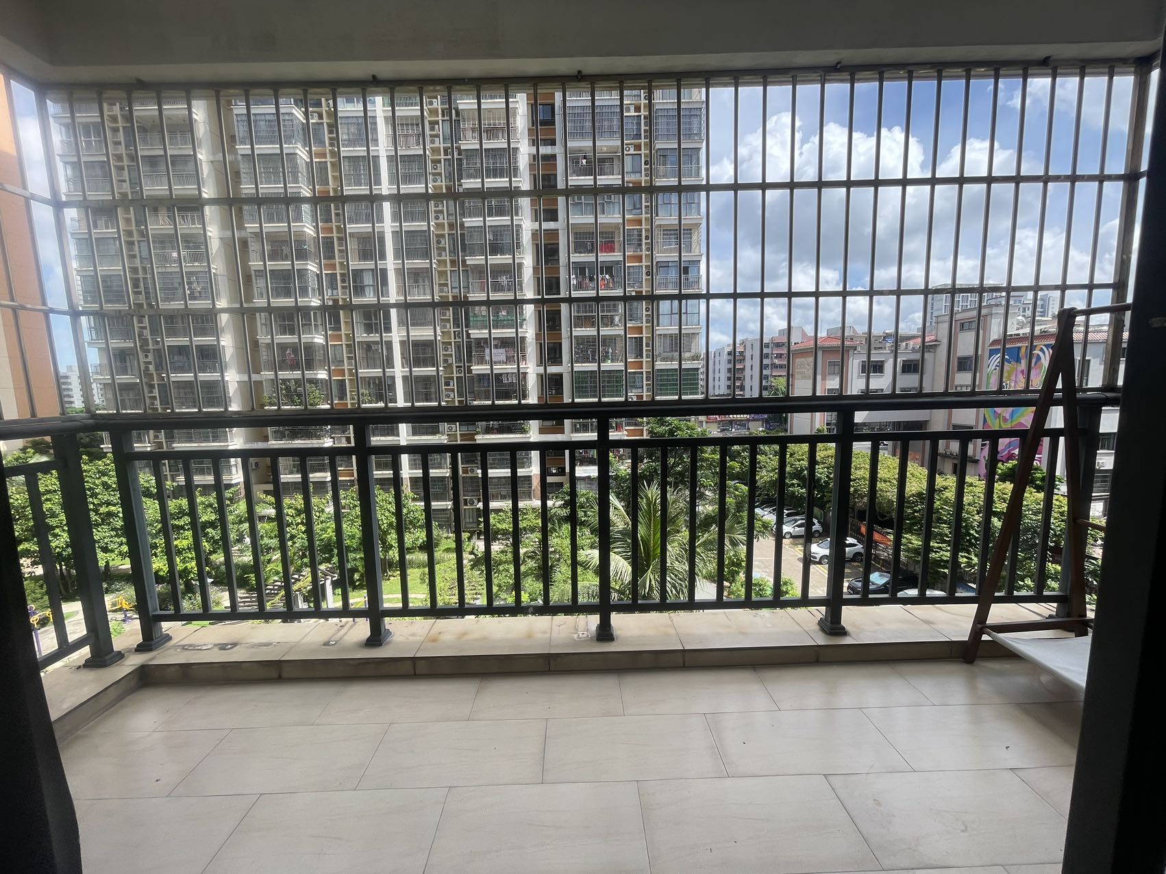 海岛阳光三期(阳光街城) 3室2厅2卫 2700.0元/月 海岛阳光三期(阳光街城) 3室2厅2卫 2700.0元/月室内图