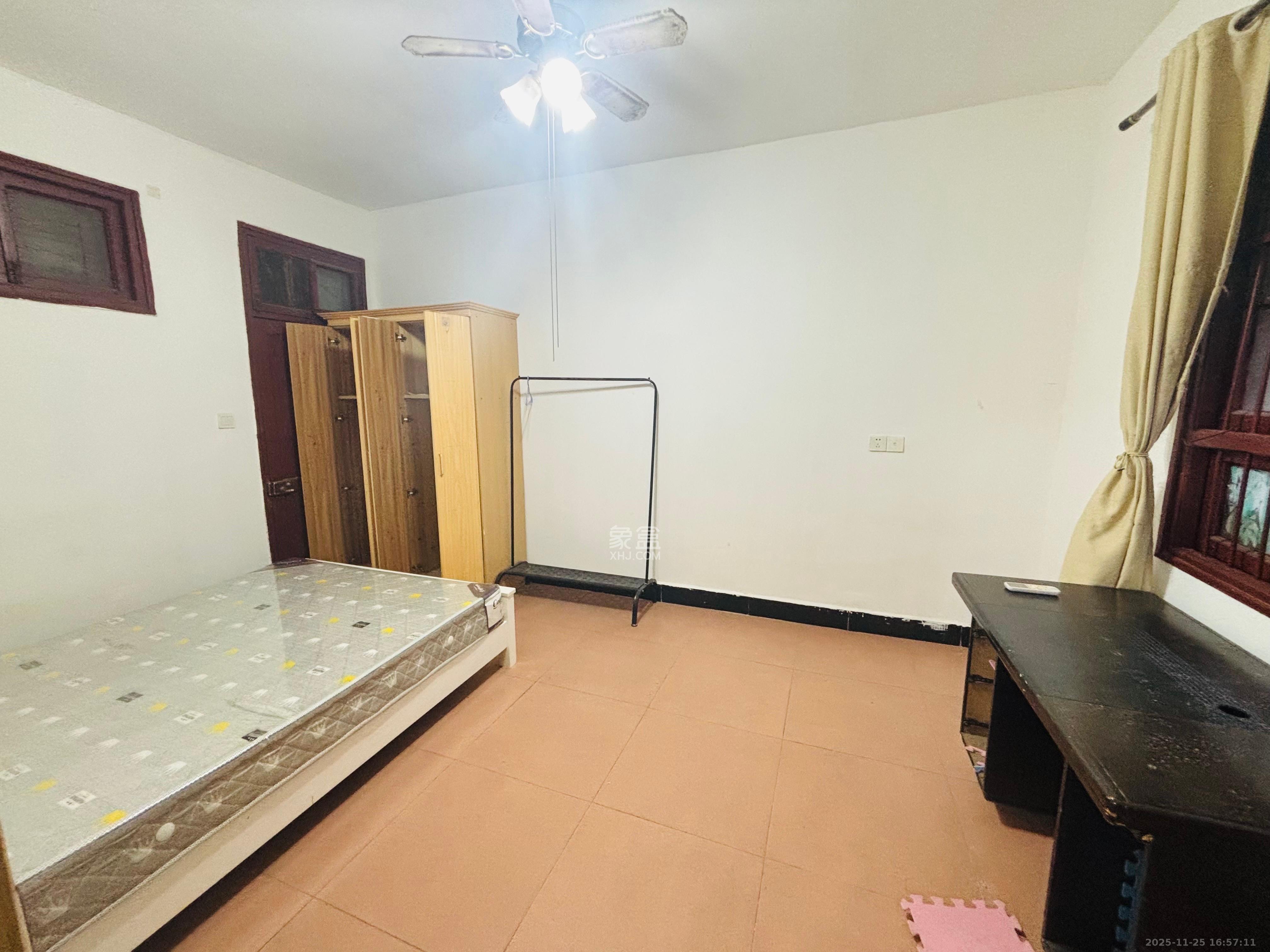 熙台岭巷散盘 2室1厅1卫 1300.0元/月 熙台岭巷散盘 2室1厅1卫 1300.0元/月室内图